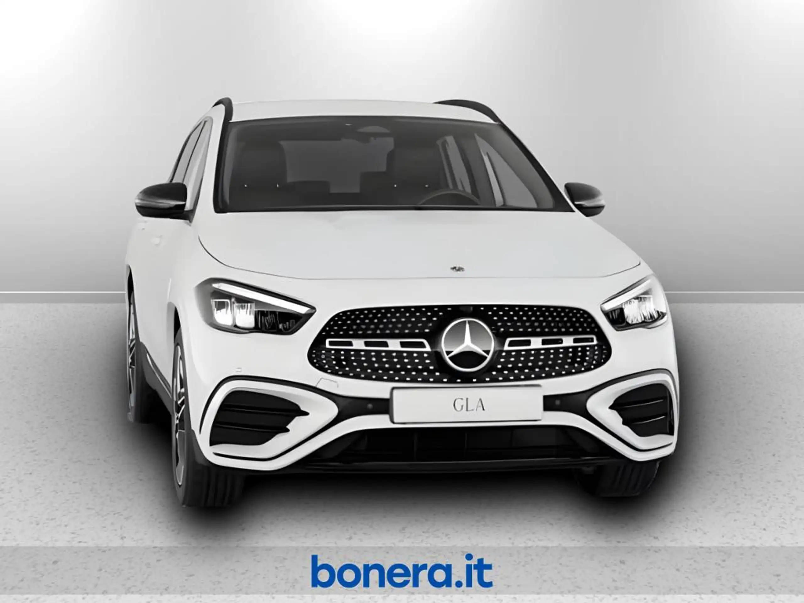 Mercedes-Benz - GLA 180