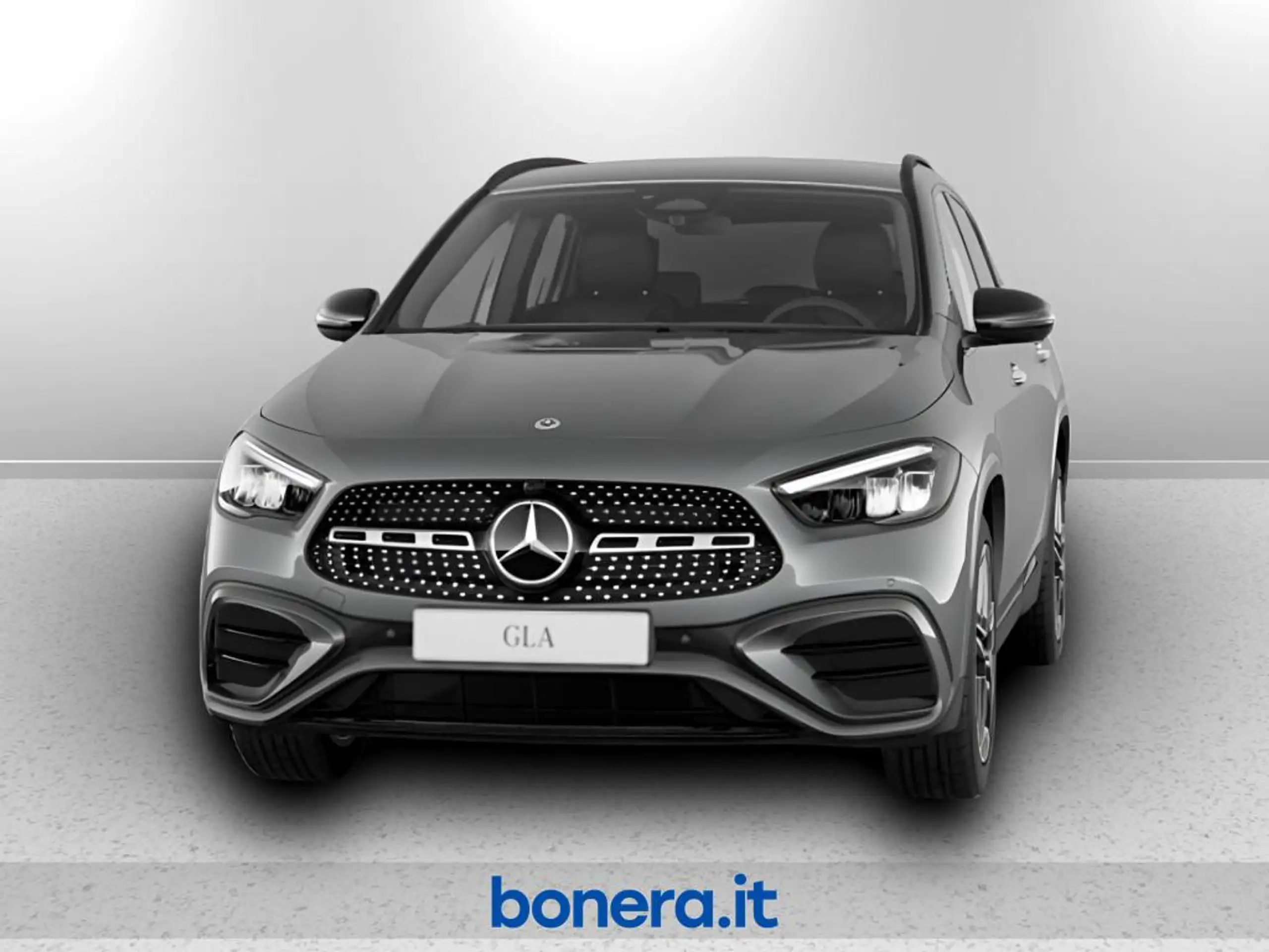 Mercedes-Benz - GLA 180