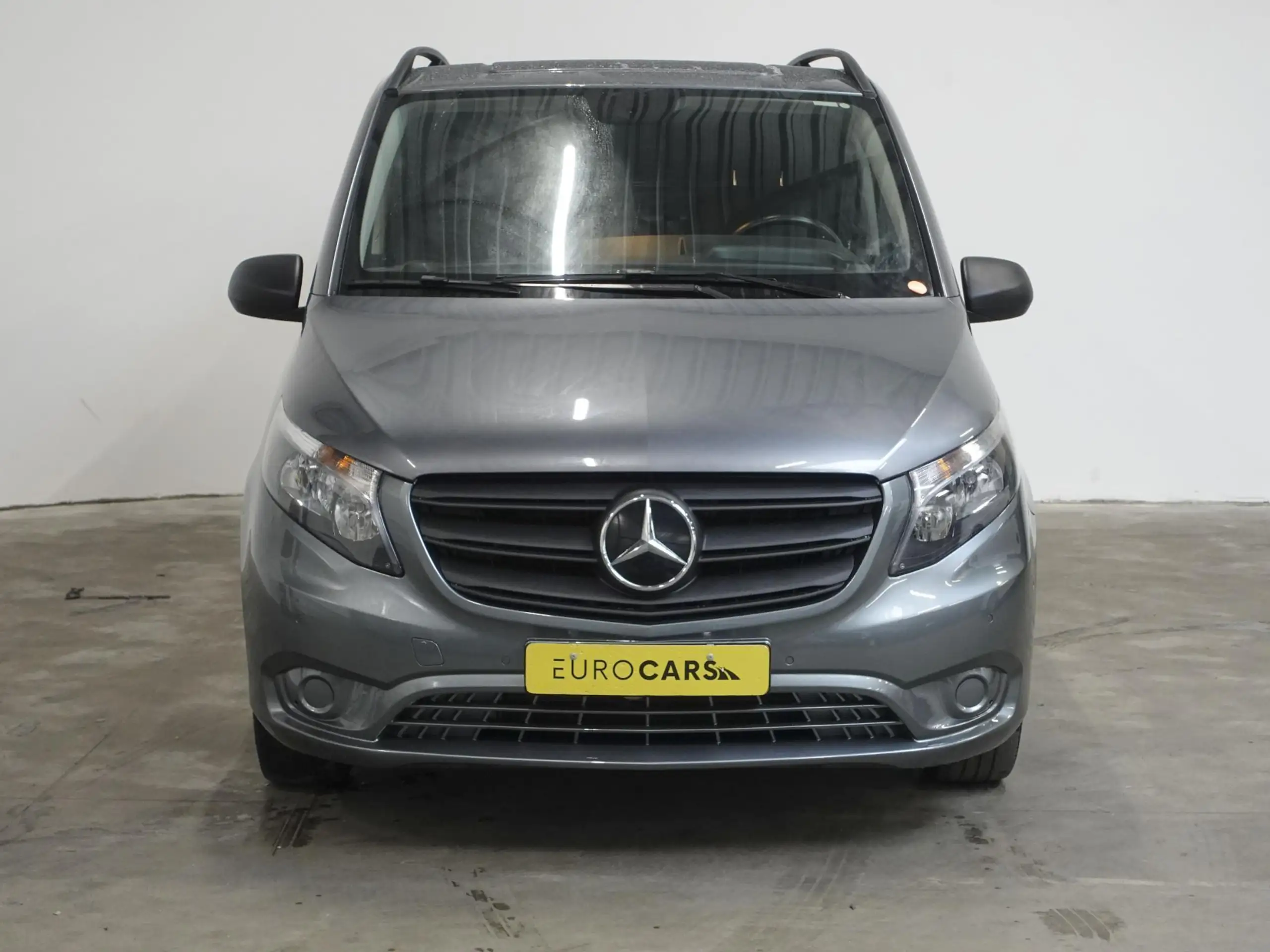 Mercedes-Benz - Vito