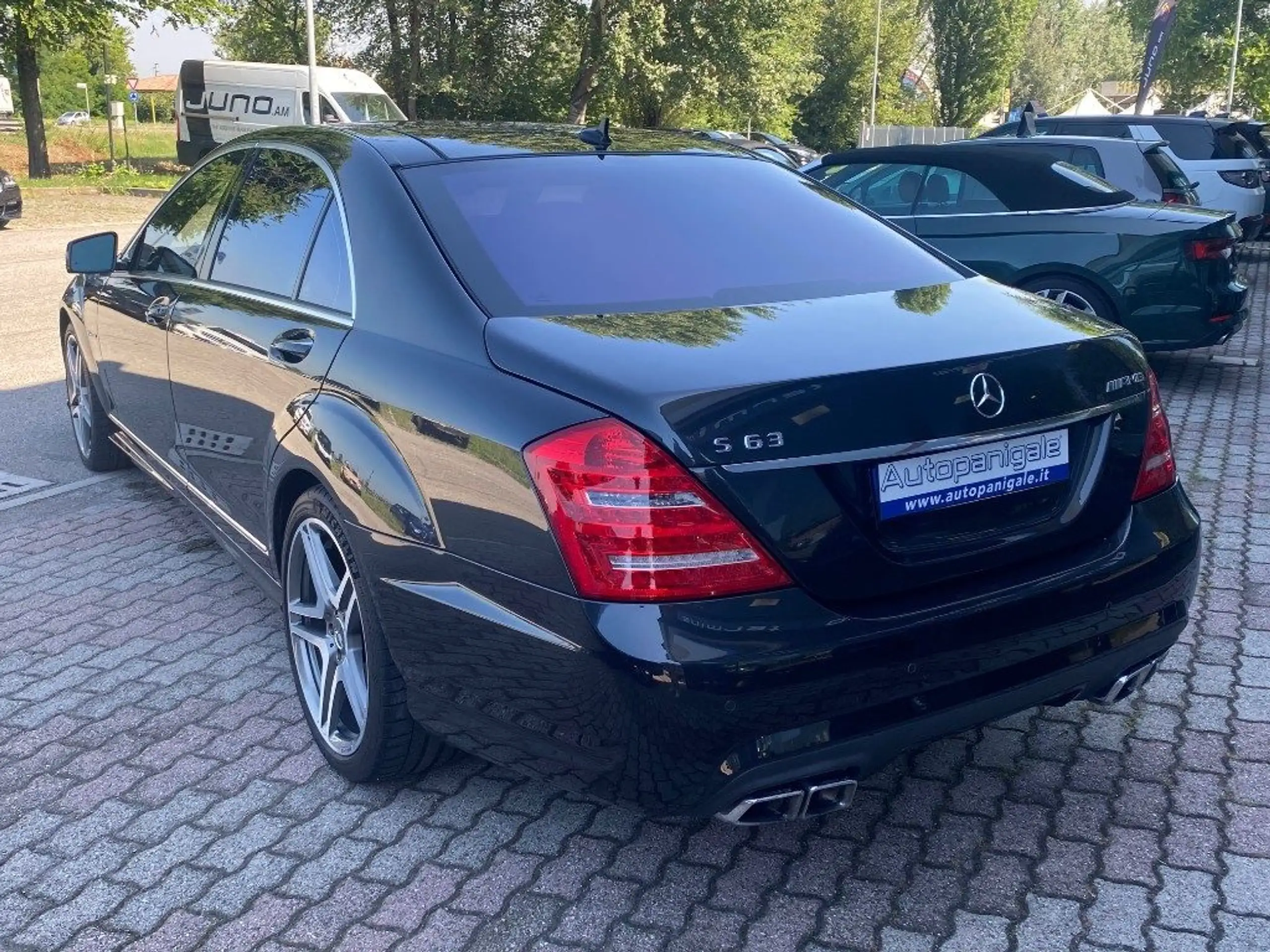 Mercedes-Benz - S 63 AMG