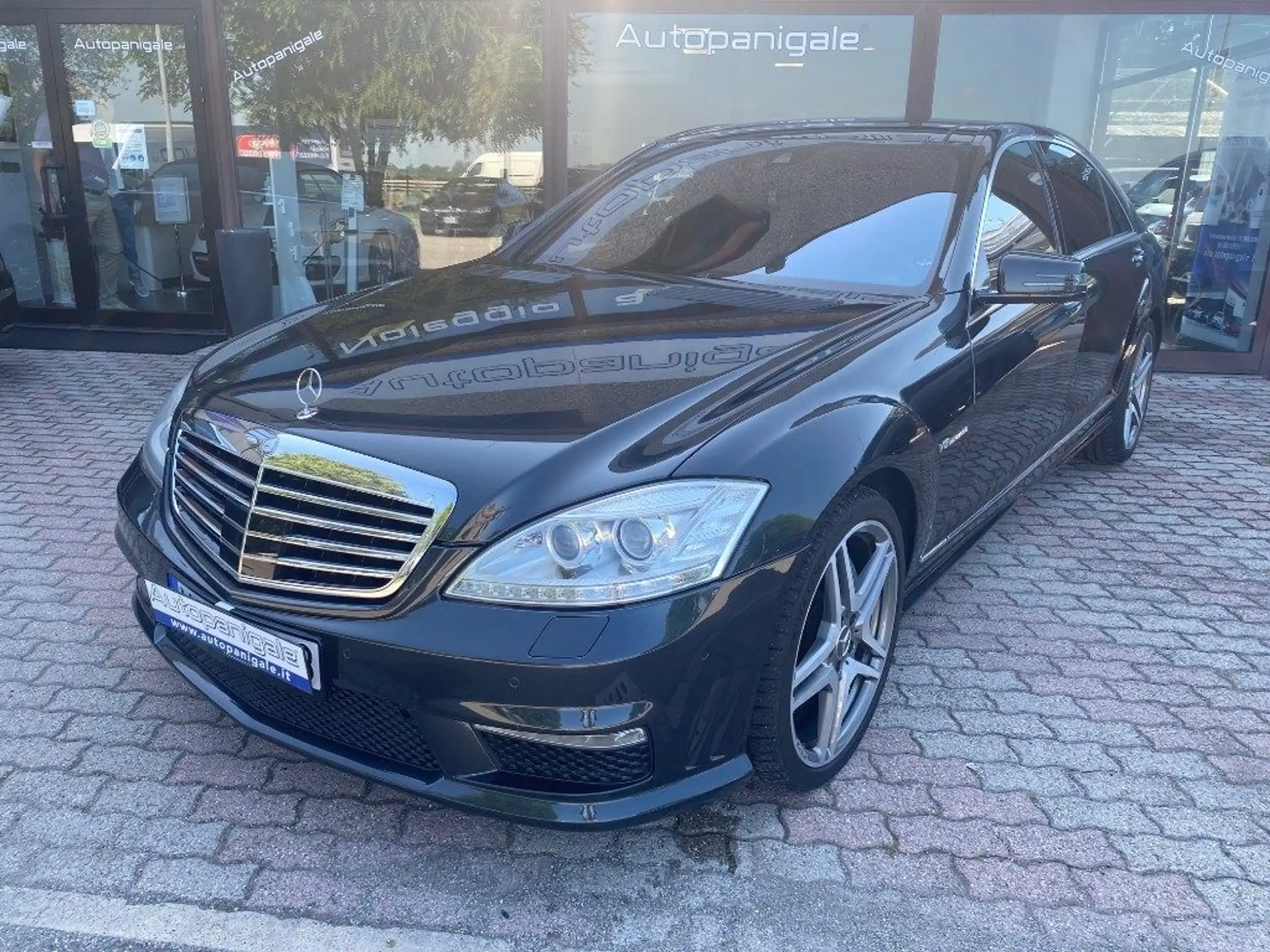 Mercedes-Benz - S 63 AMG