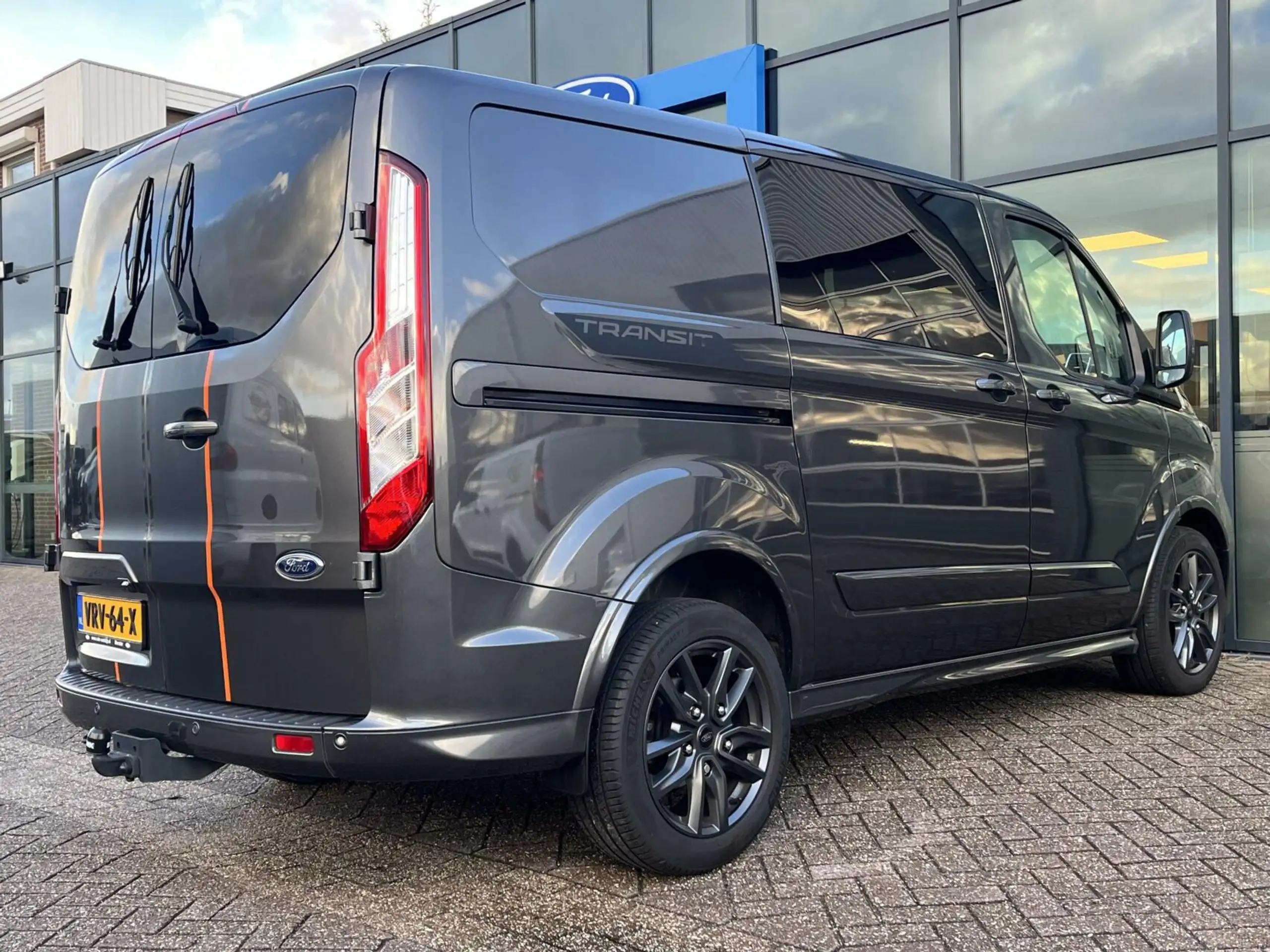 Ford - Transit Custom