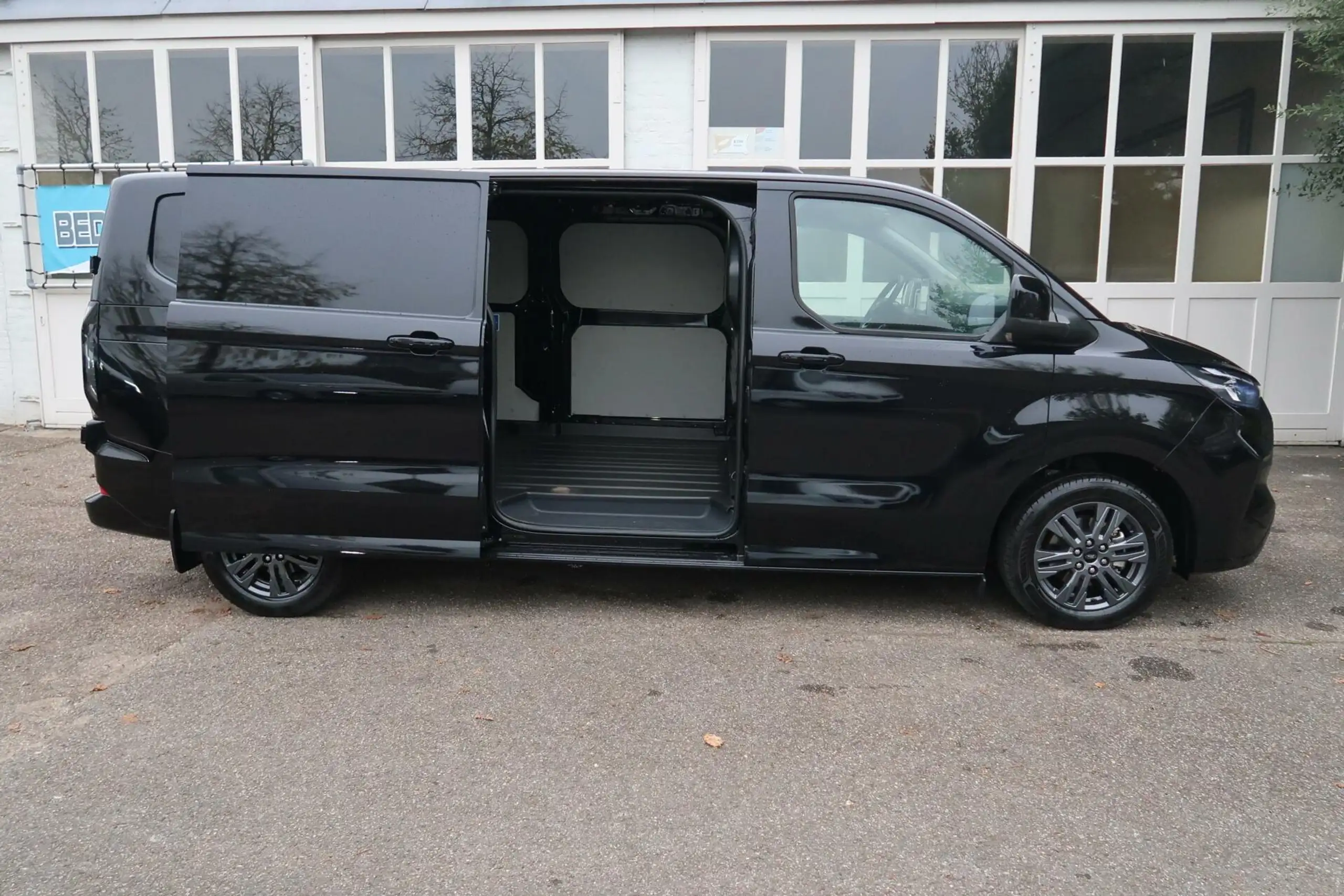 Ford - Transit Custom