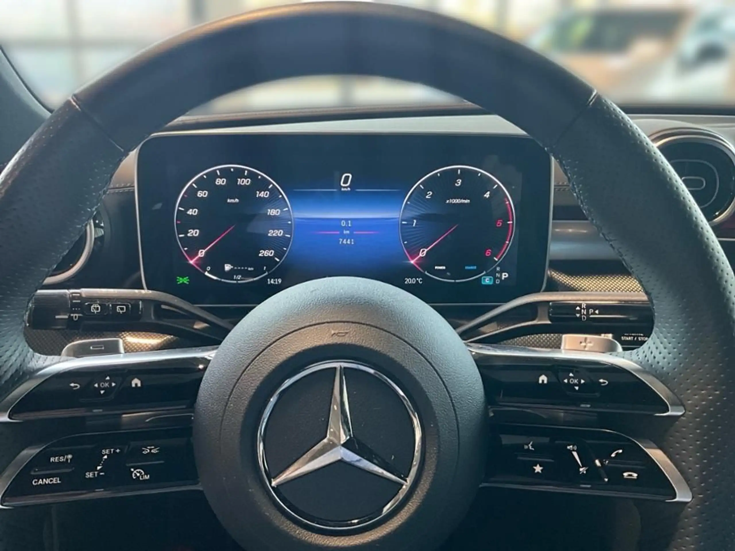 Mercedes-Benz - C 220