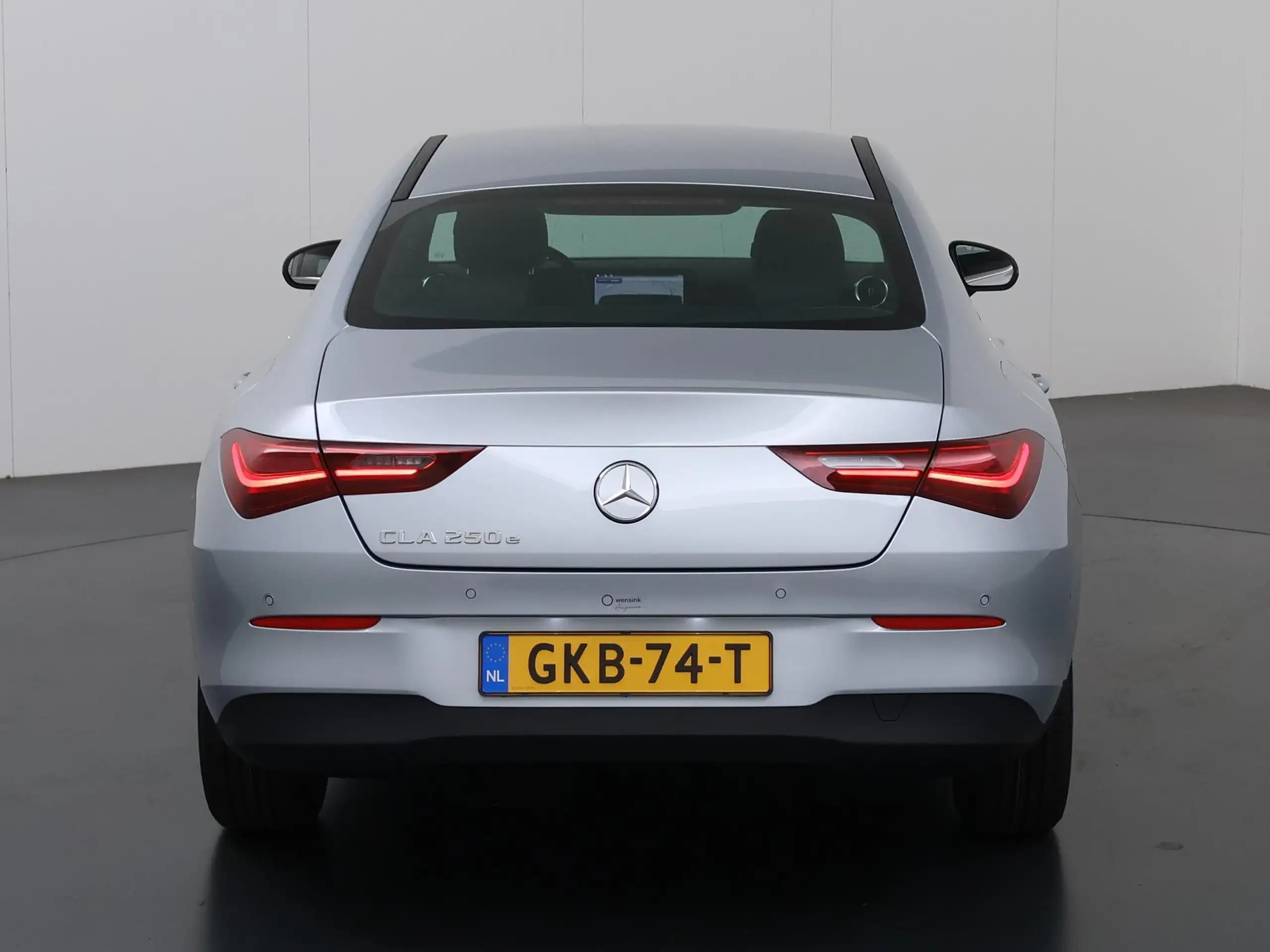 Mercedes-Benz - CLA 250