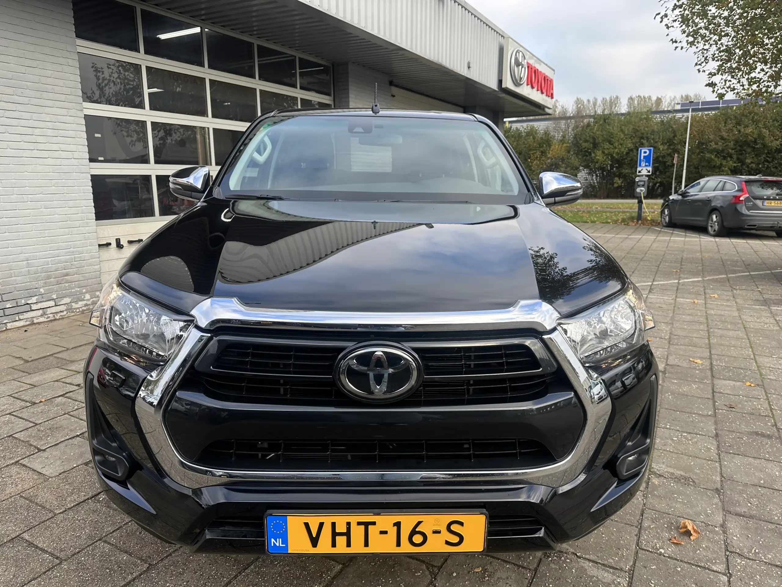 Toyota - Hilux