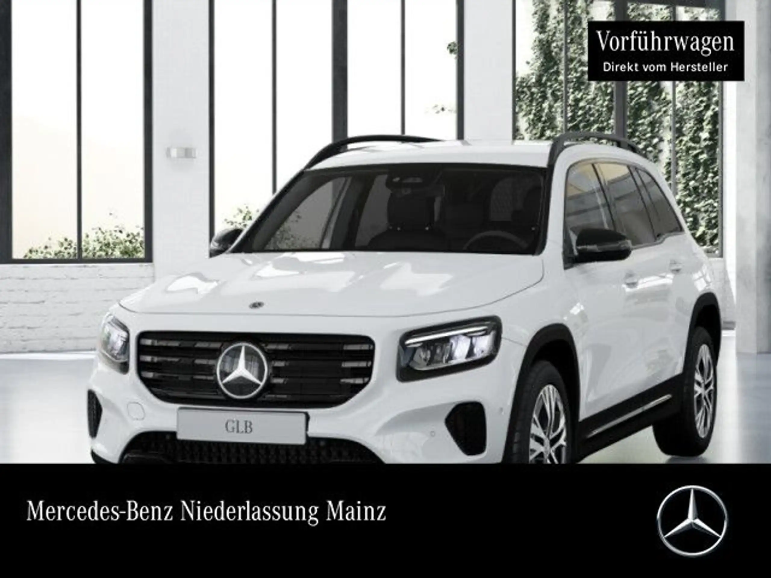 Mercedes-Benz - GLB 200