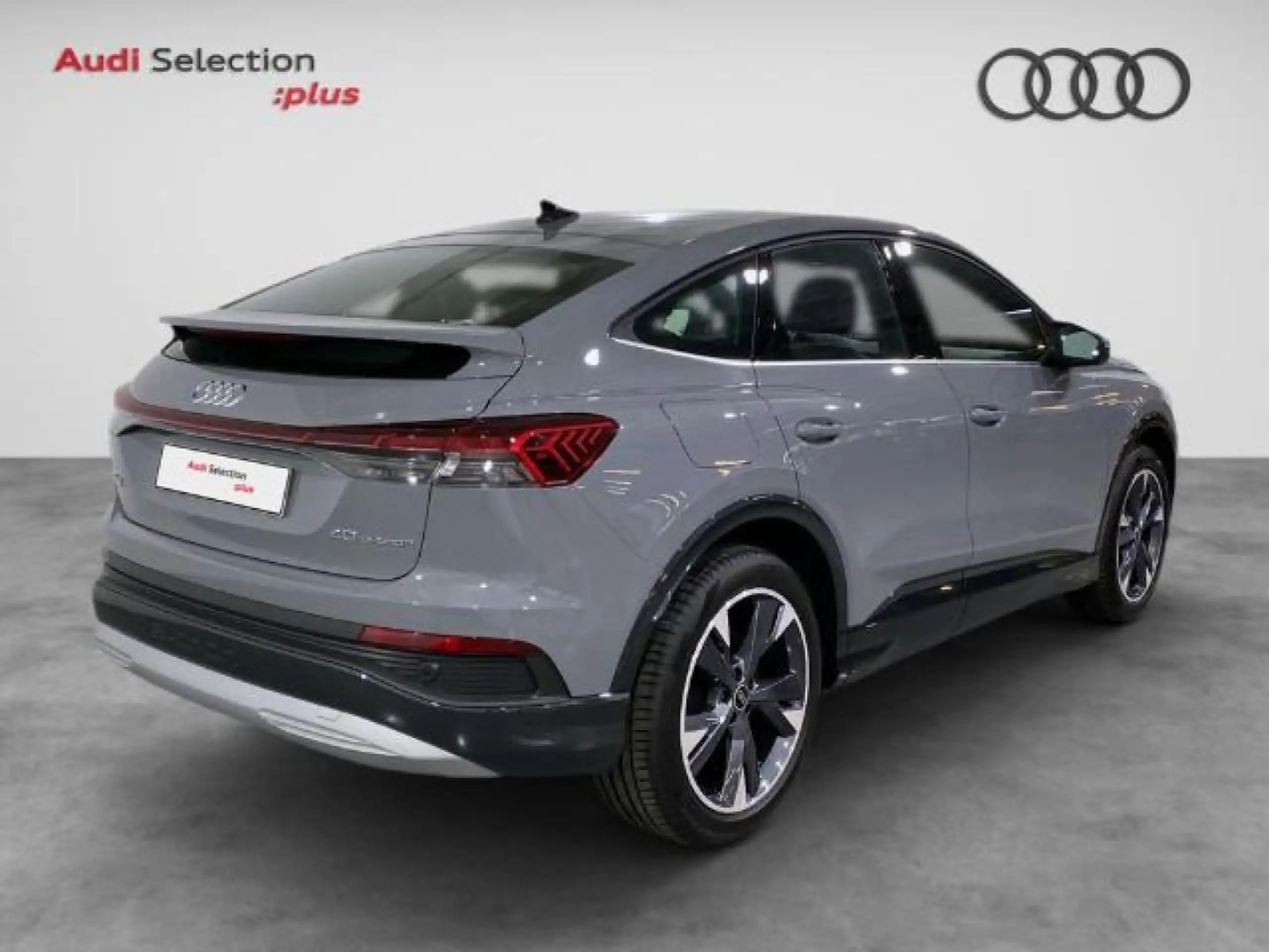 Audi - Q4 e-tron