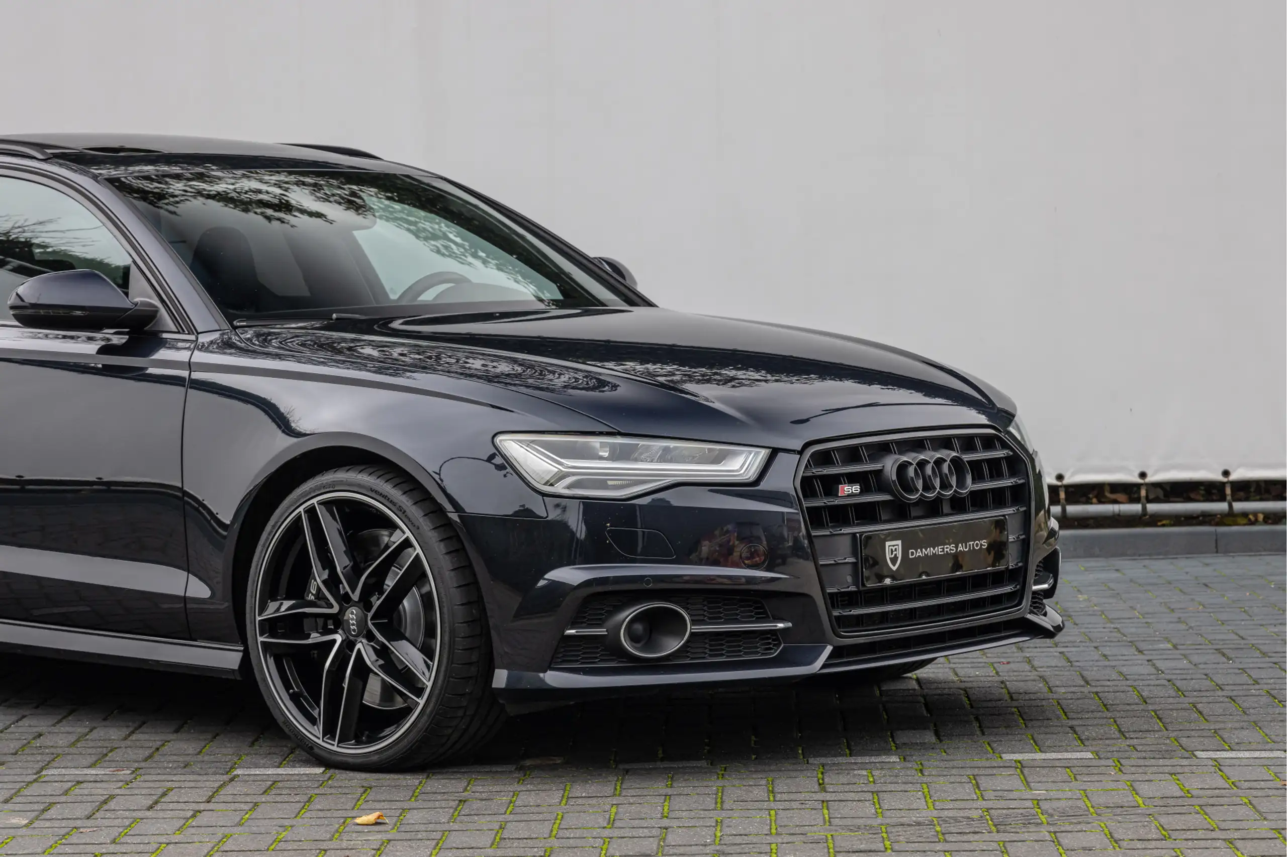 Audi - S6