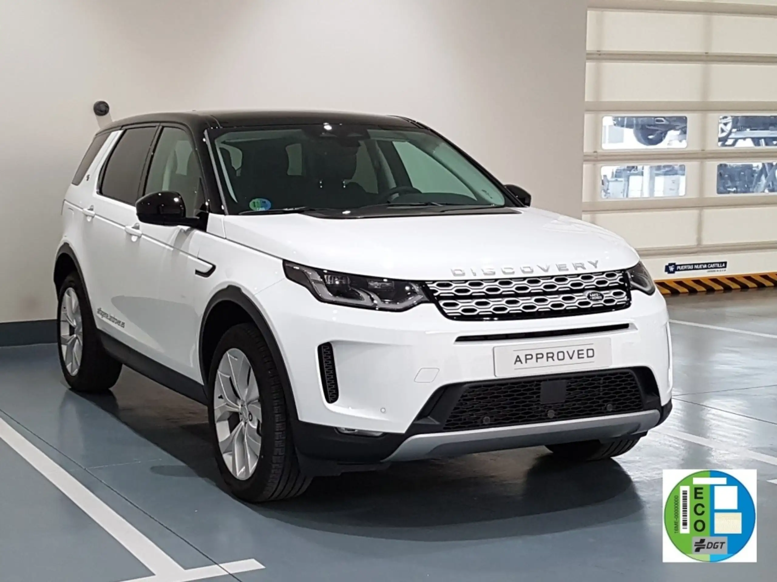 Land Rover - Discovery Sport