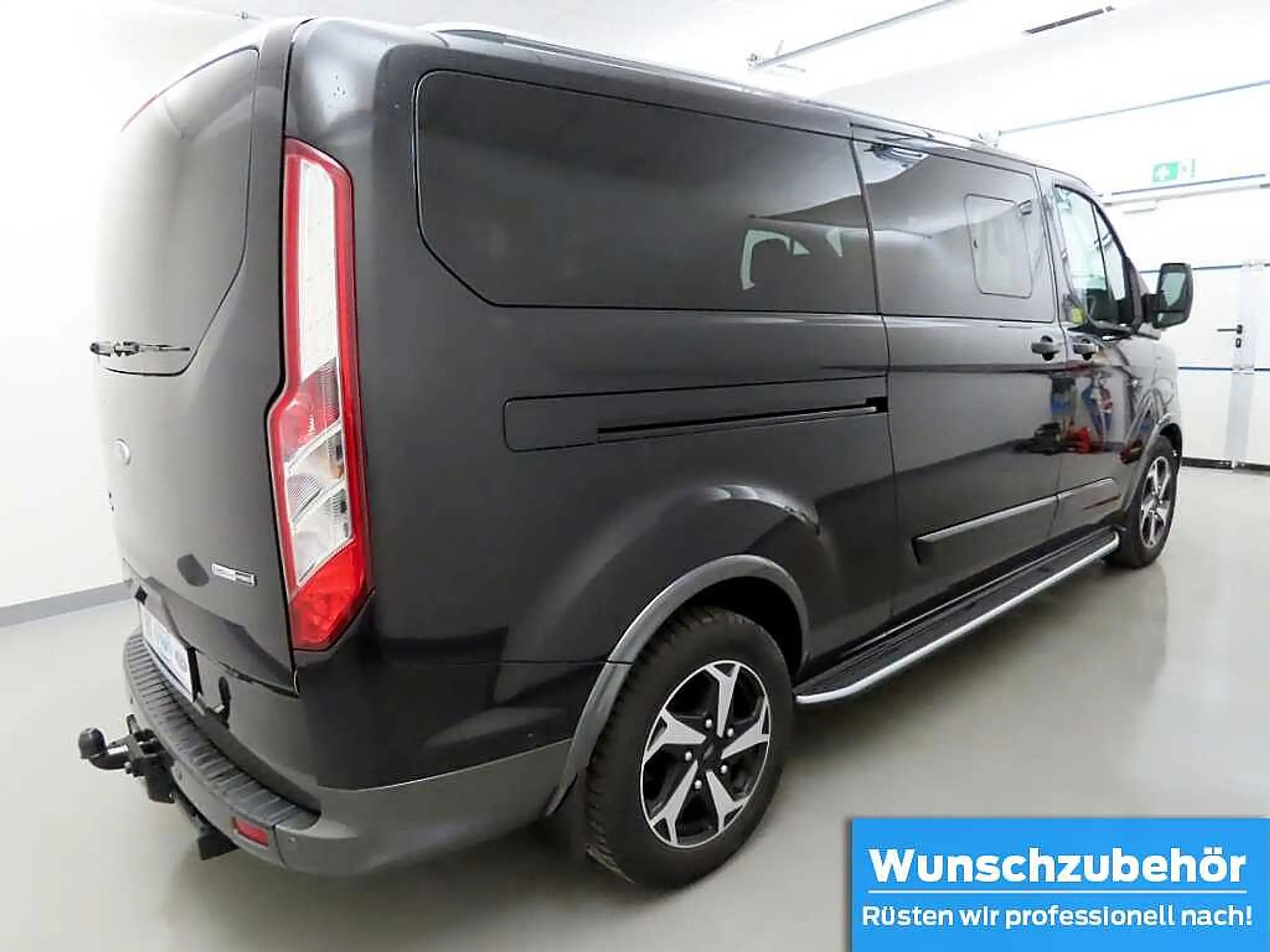 Ford - Tourneo Custom