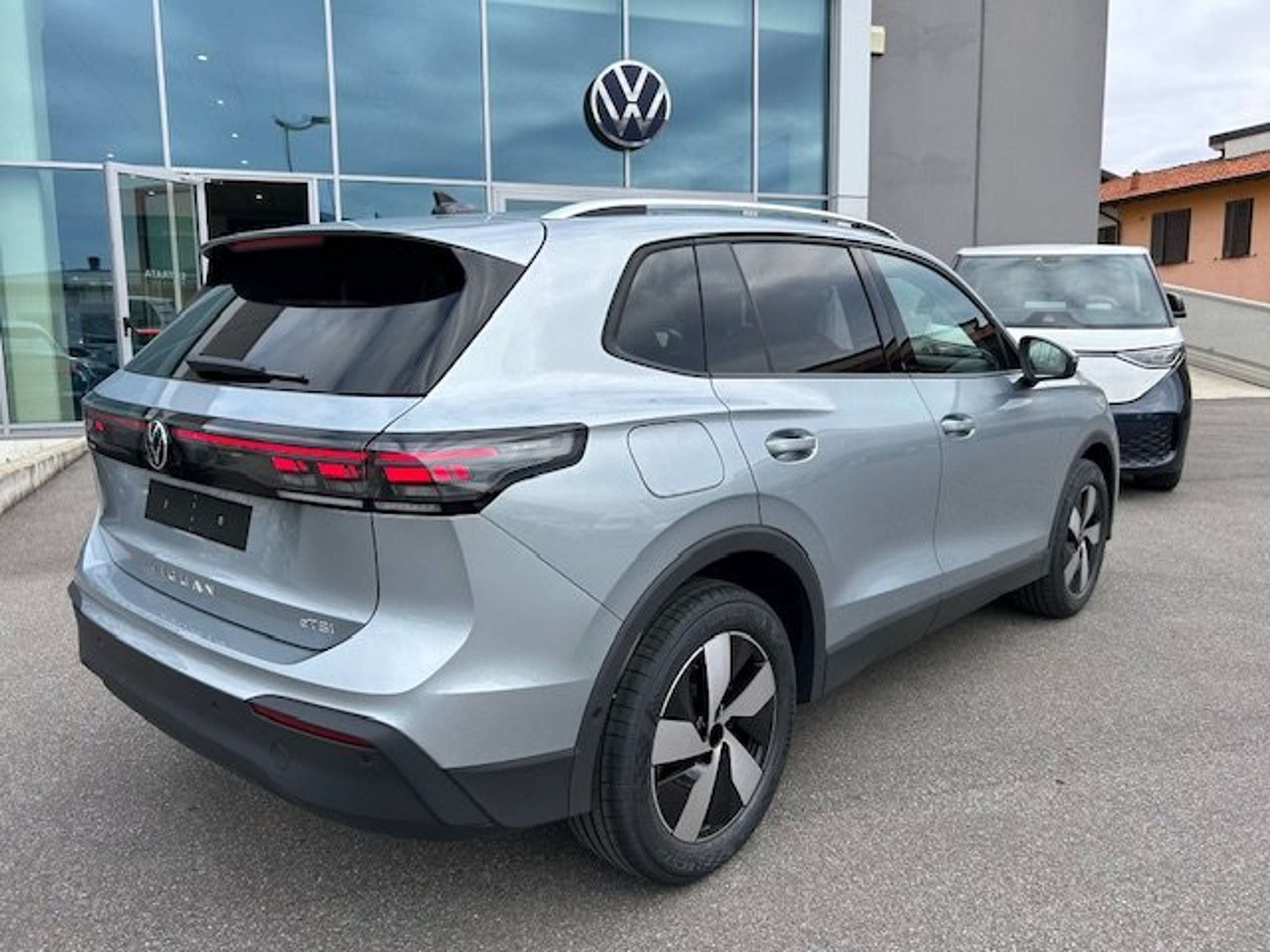 Volkswagen - Tiguan