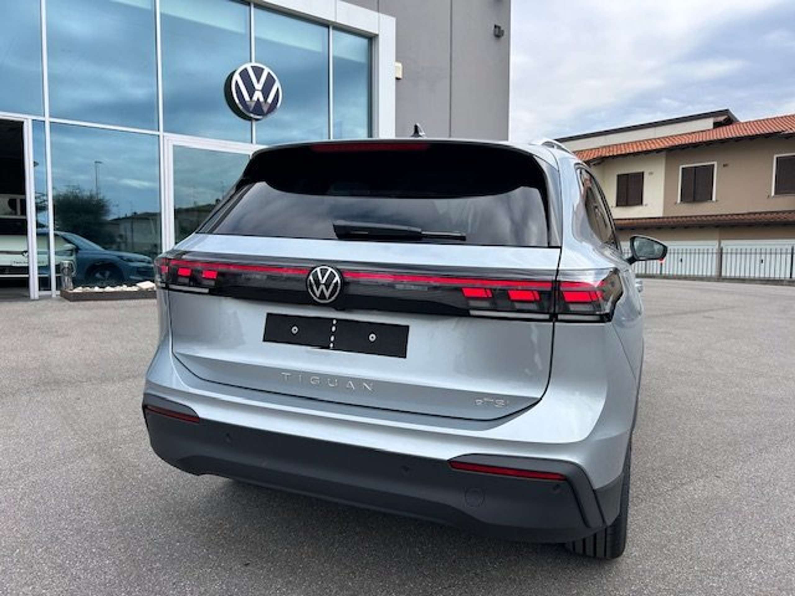 Volkswagen - Tiguan