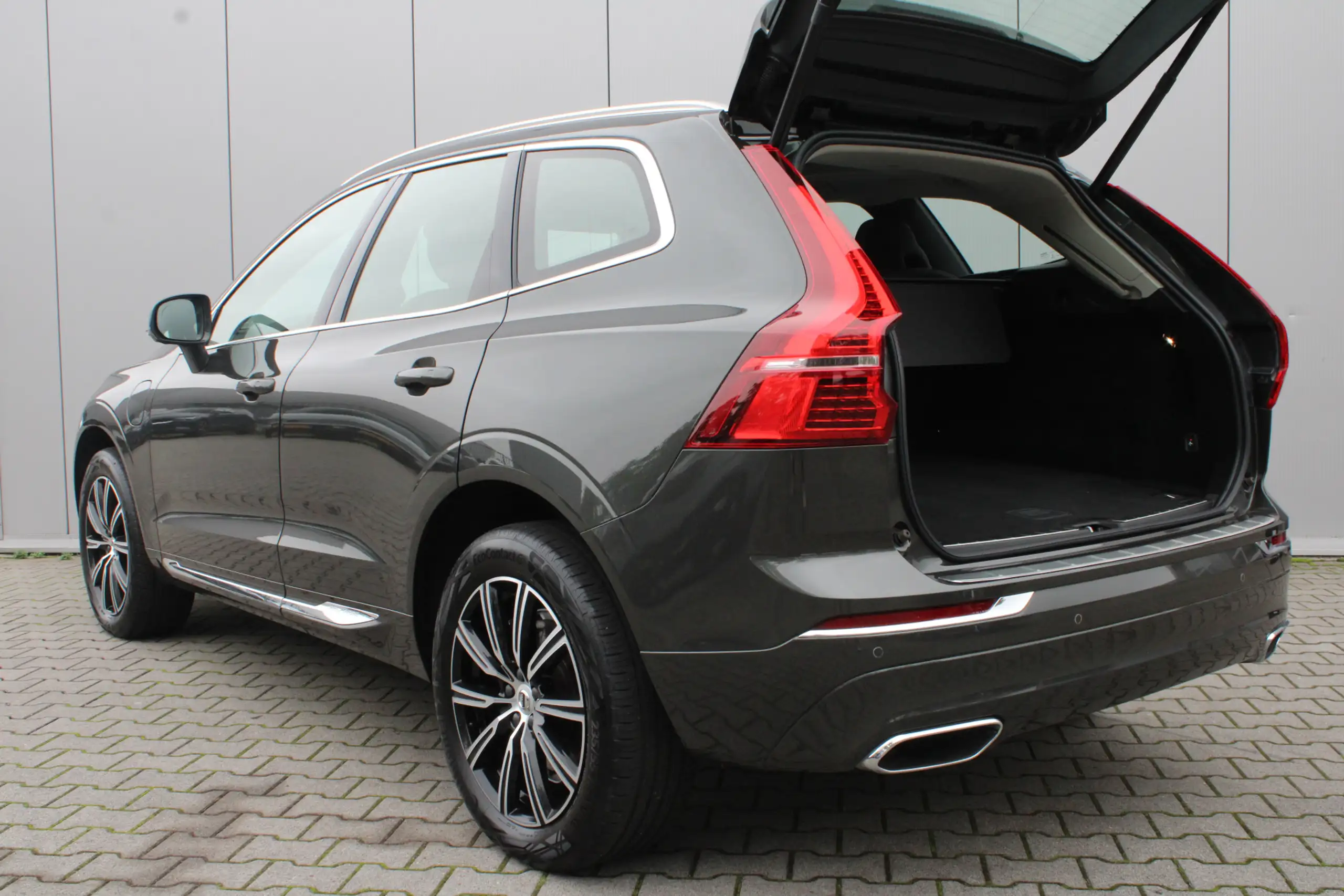 Volvo - XC60