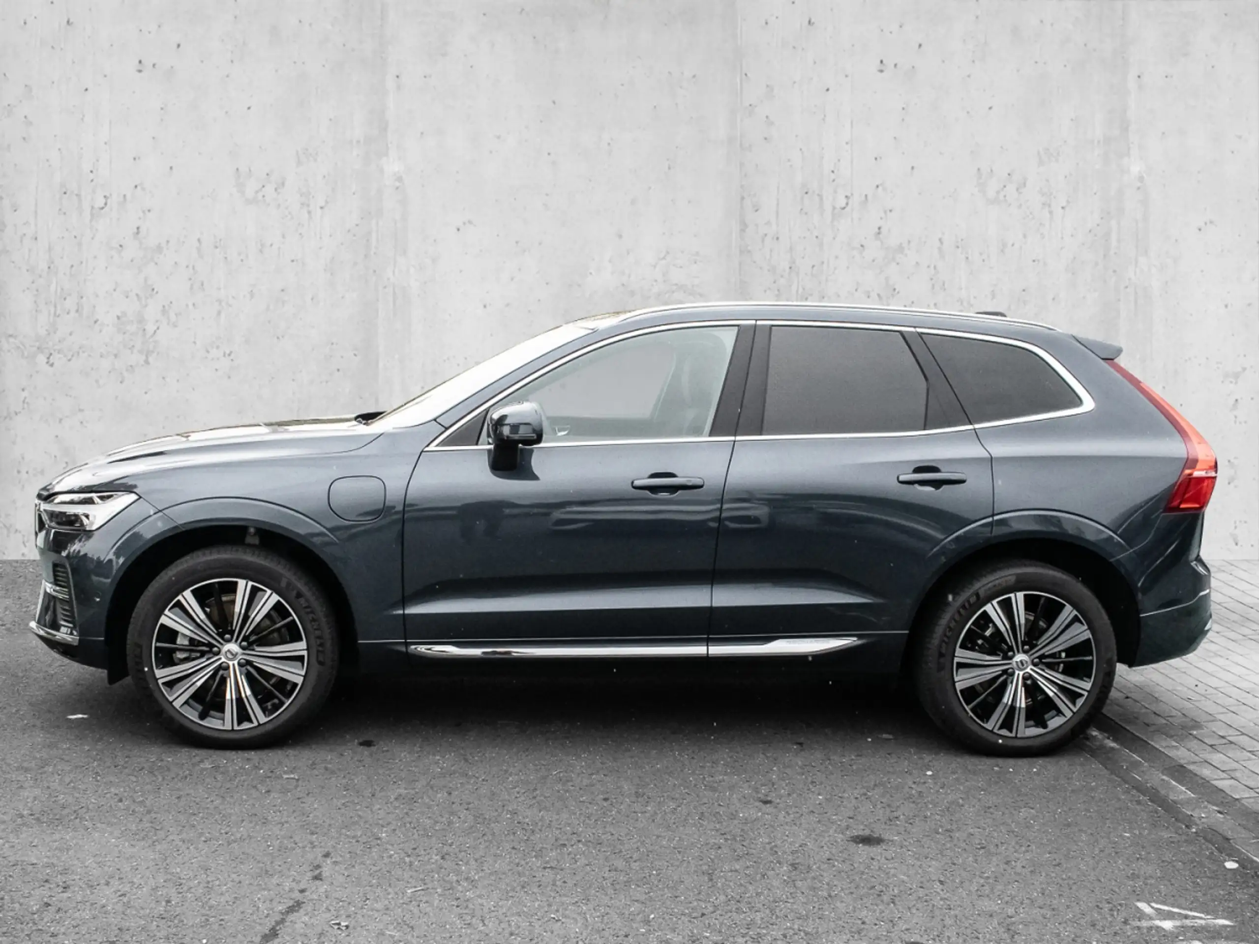 Volvo - XC60