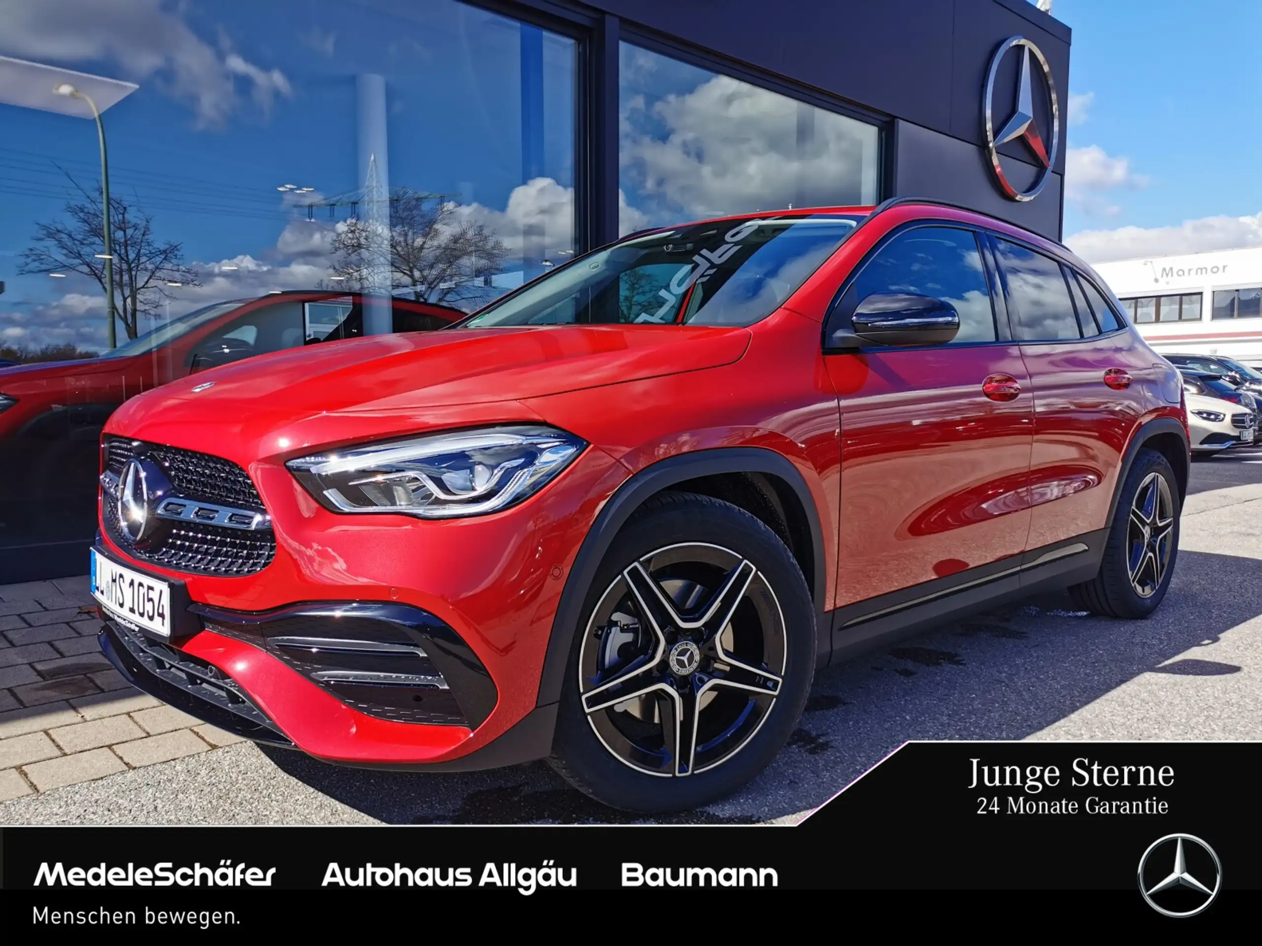 Mercedes-Benz - GLA 220