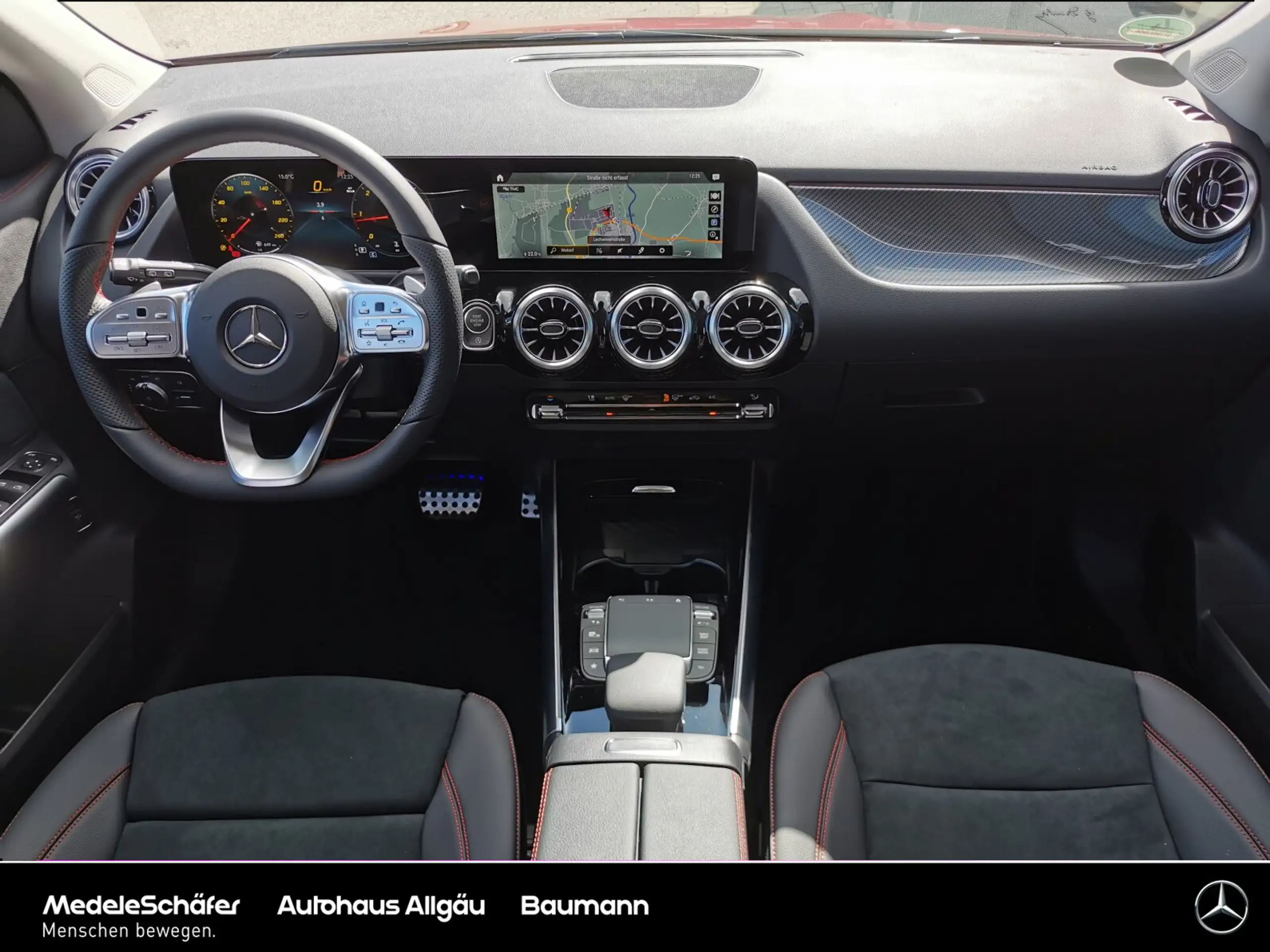 Mercedes-Benz - GLA 220