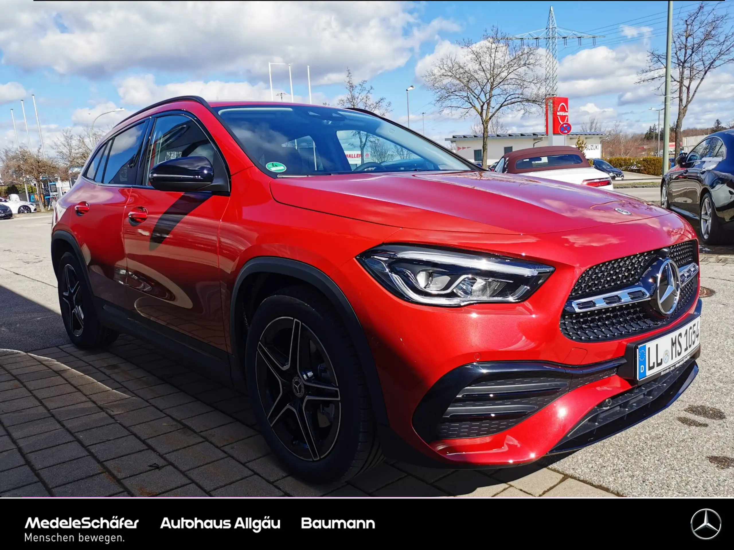 Mercedes-Benz - GLA 220