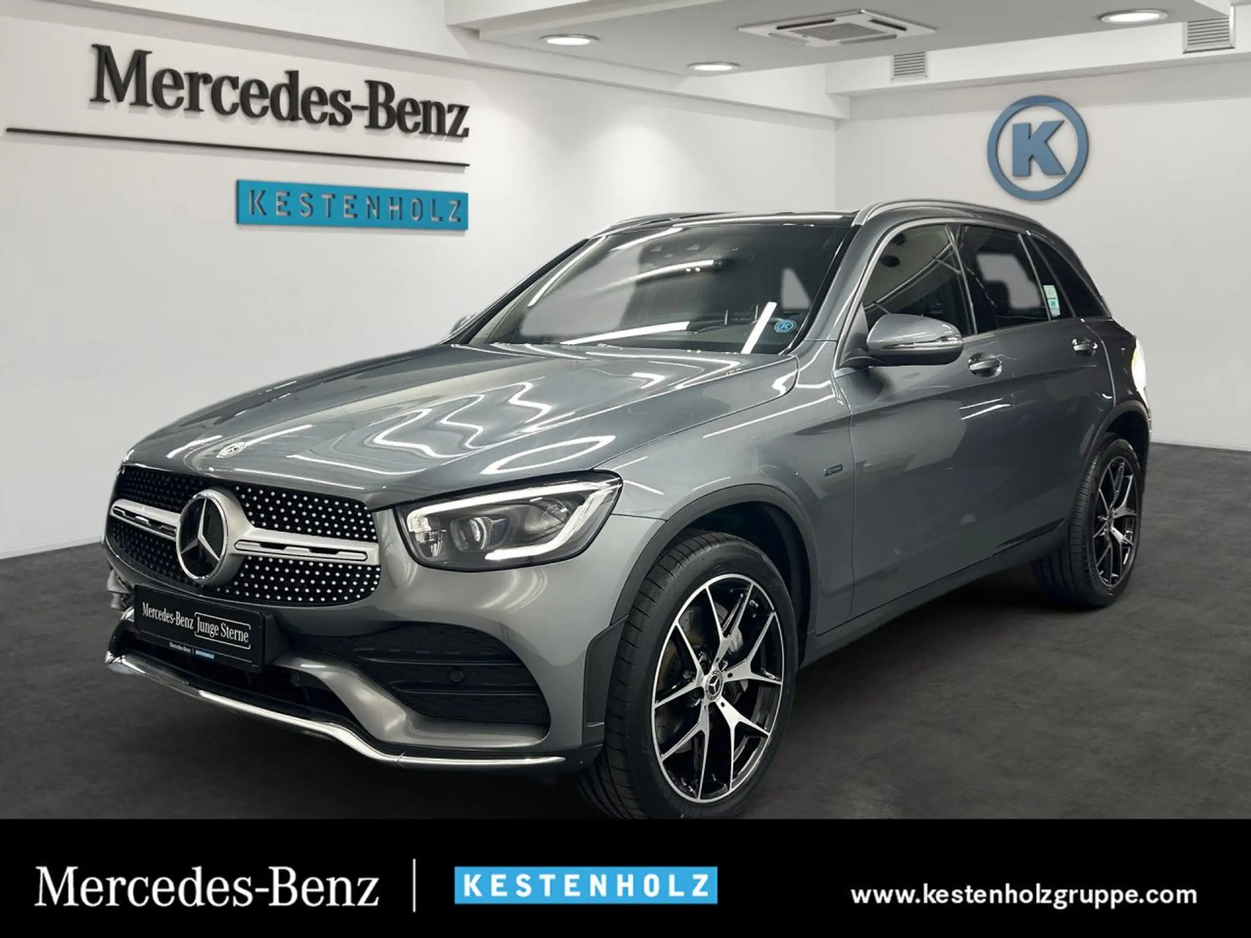 Mercedes-Benz - GLC 300