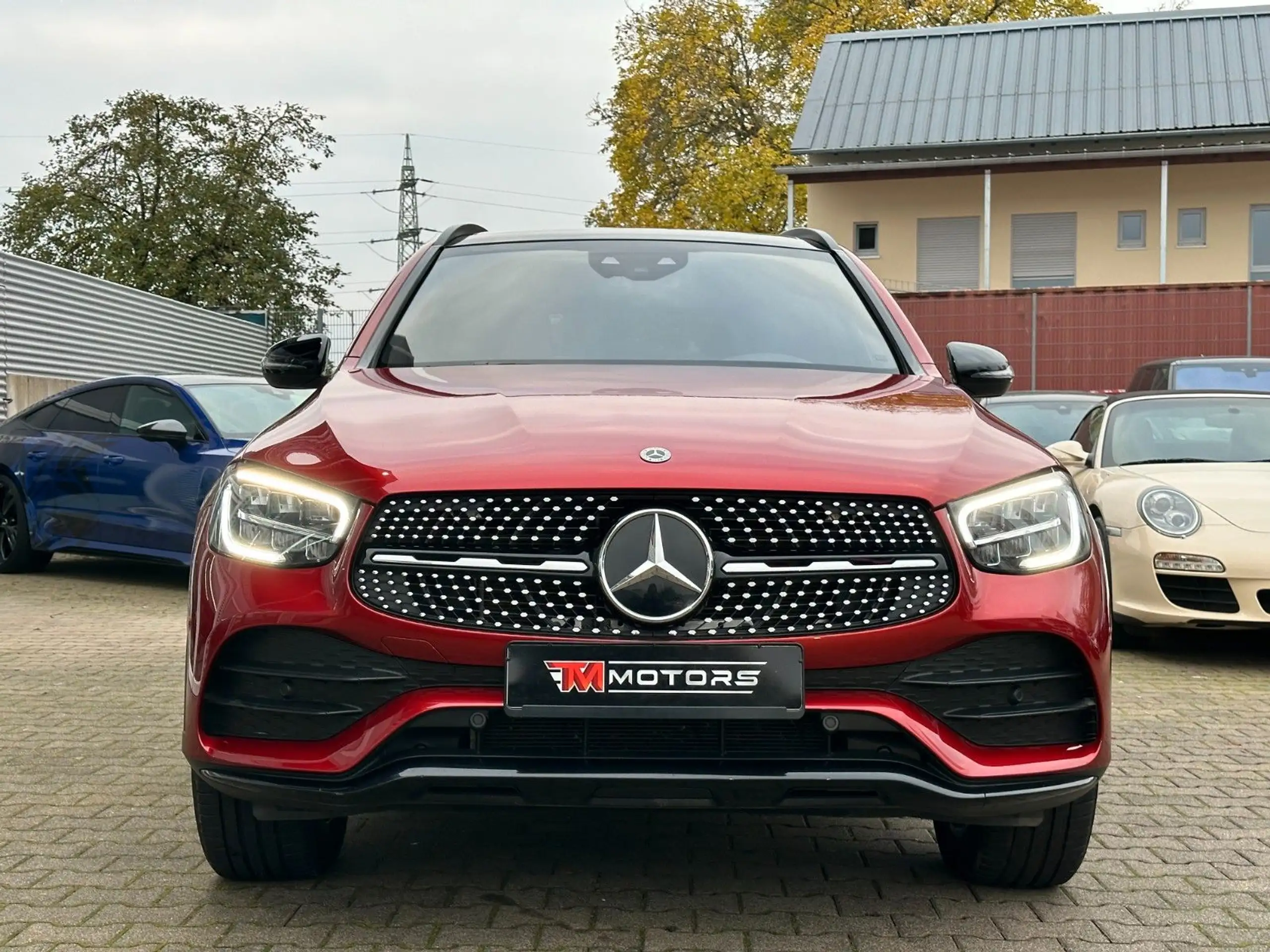 Mercedes-Benz - GLC 300