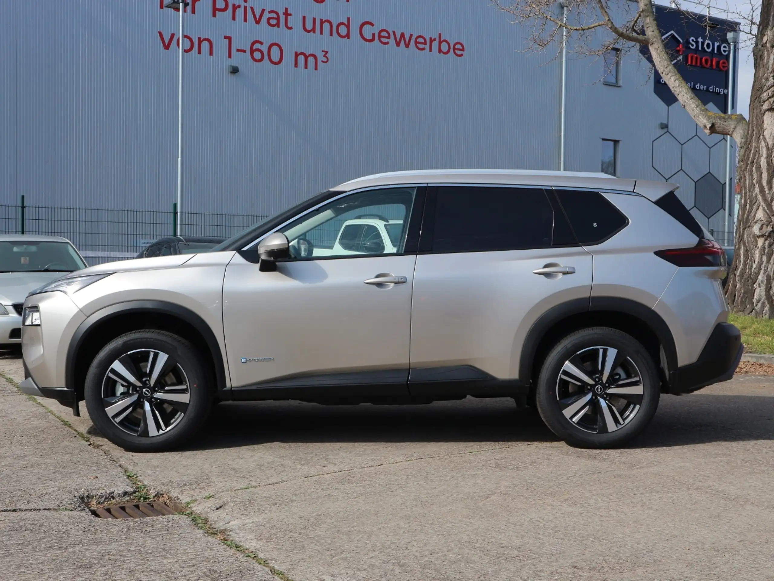 Nissan - X-Trail