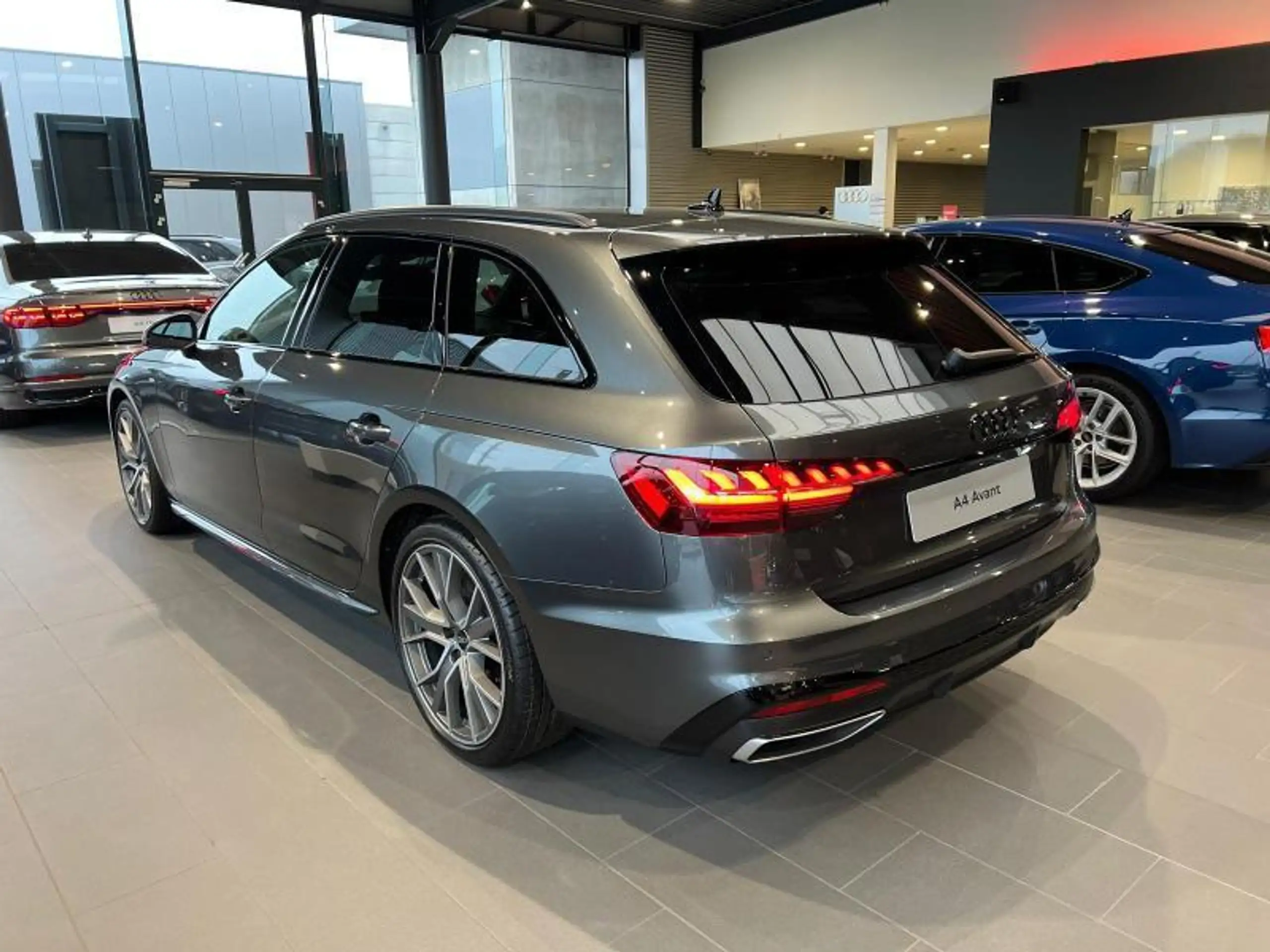 Audi - A4