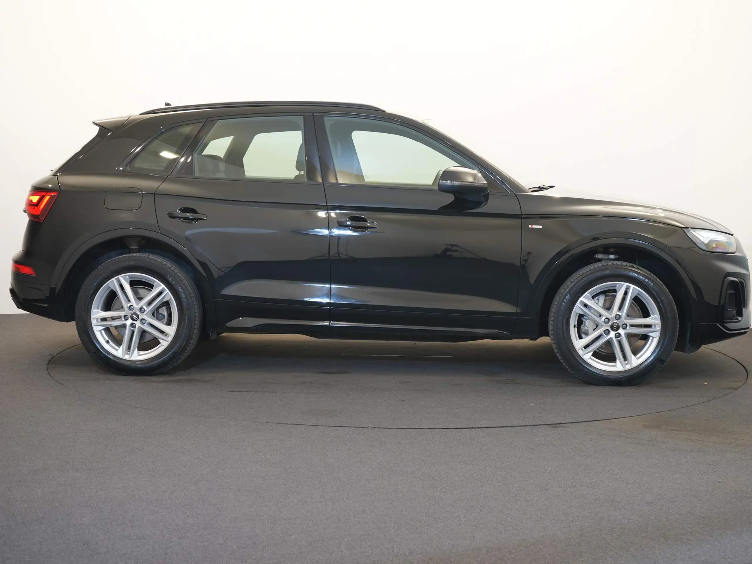 Audi - Q5