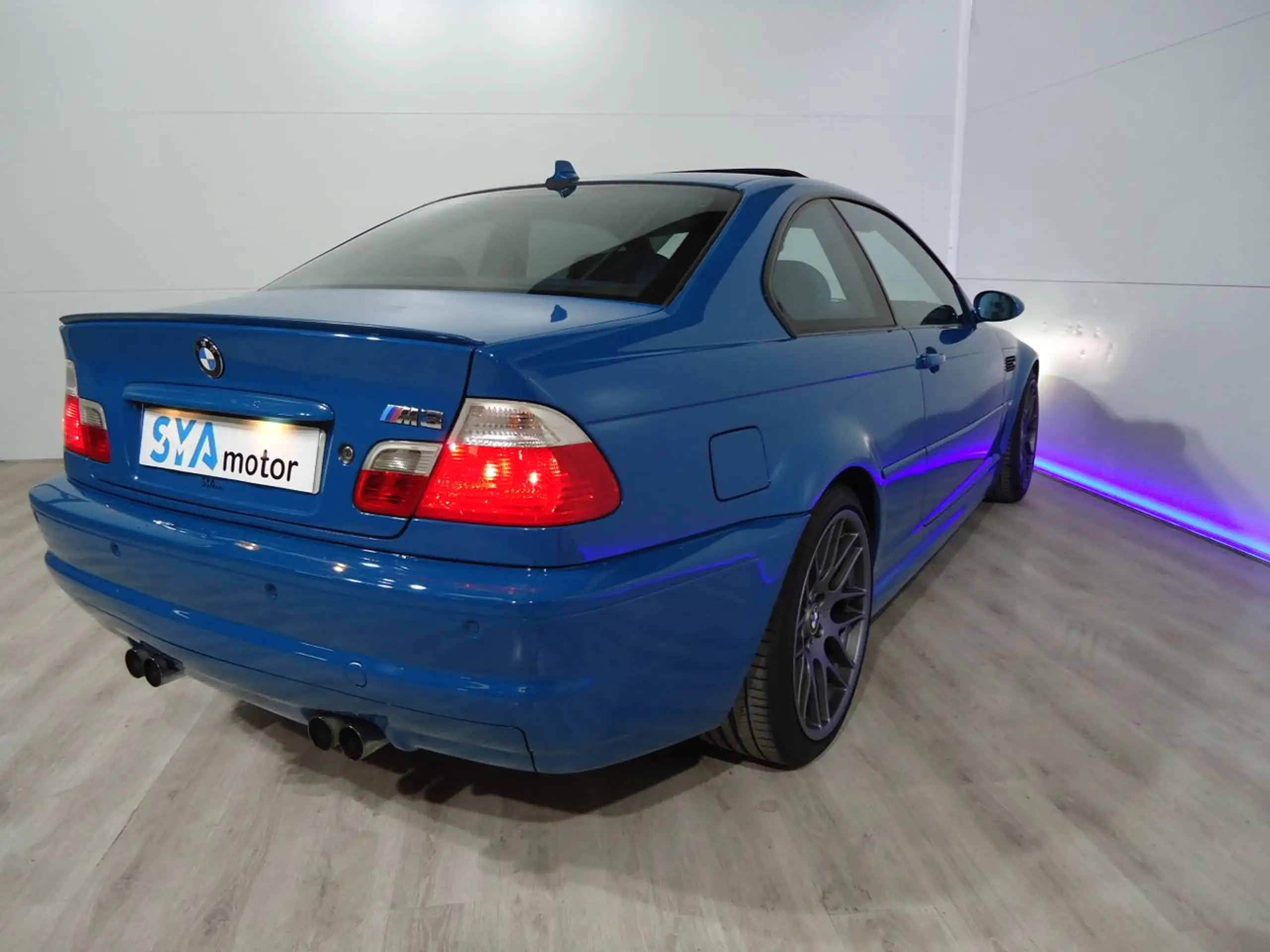 BMW - M3