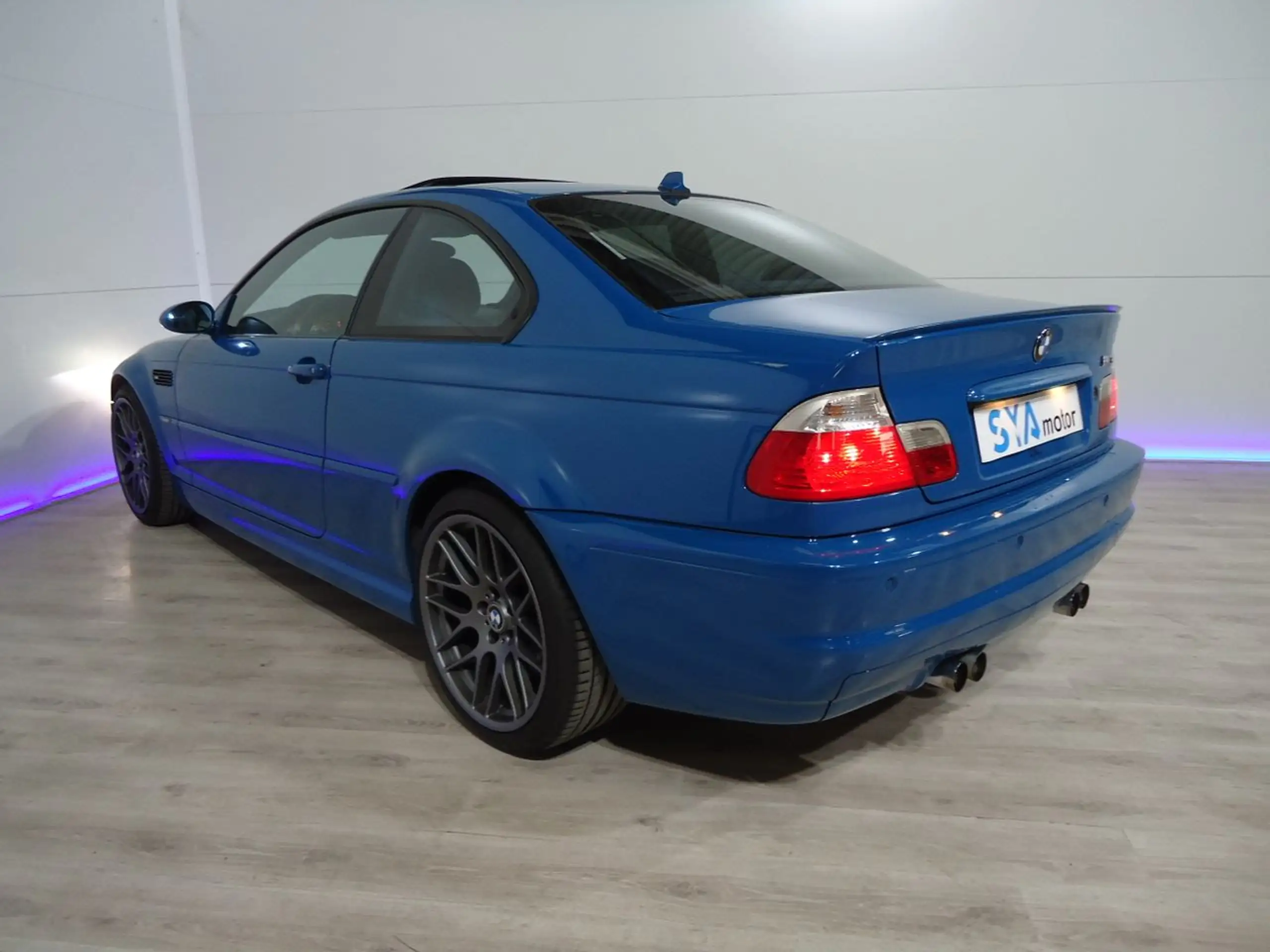 BMW - M3