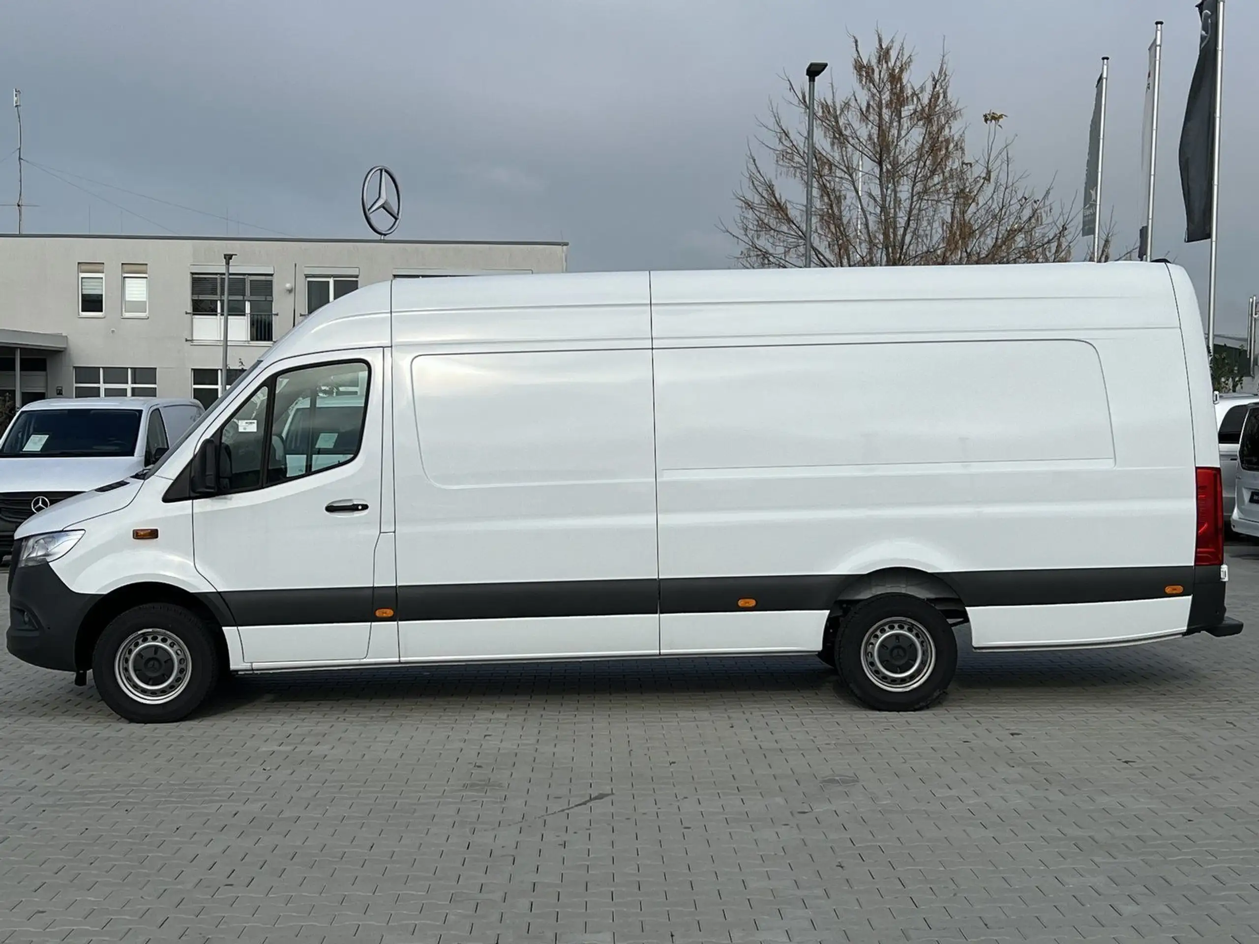 Mercedes-Benz - Sprinter