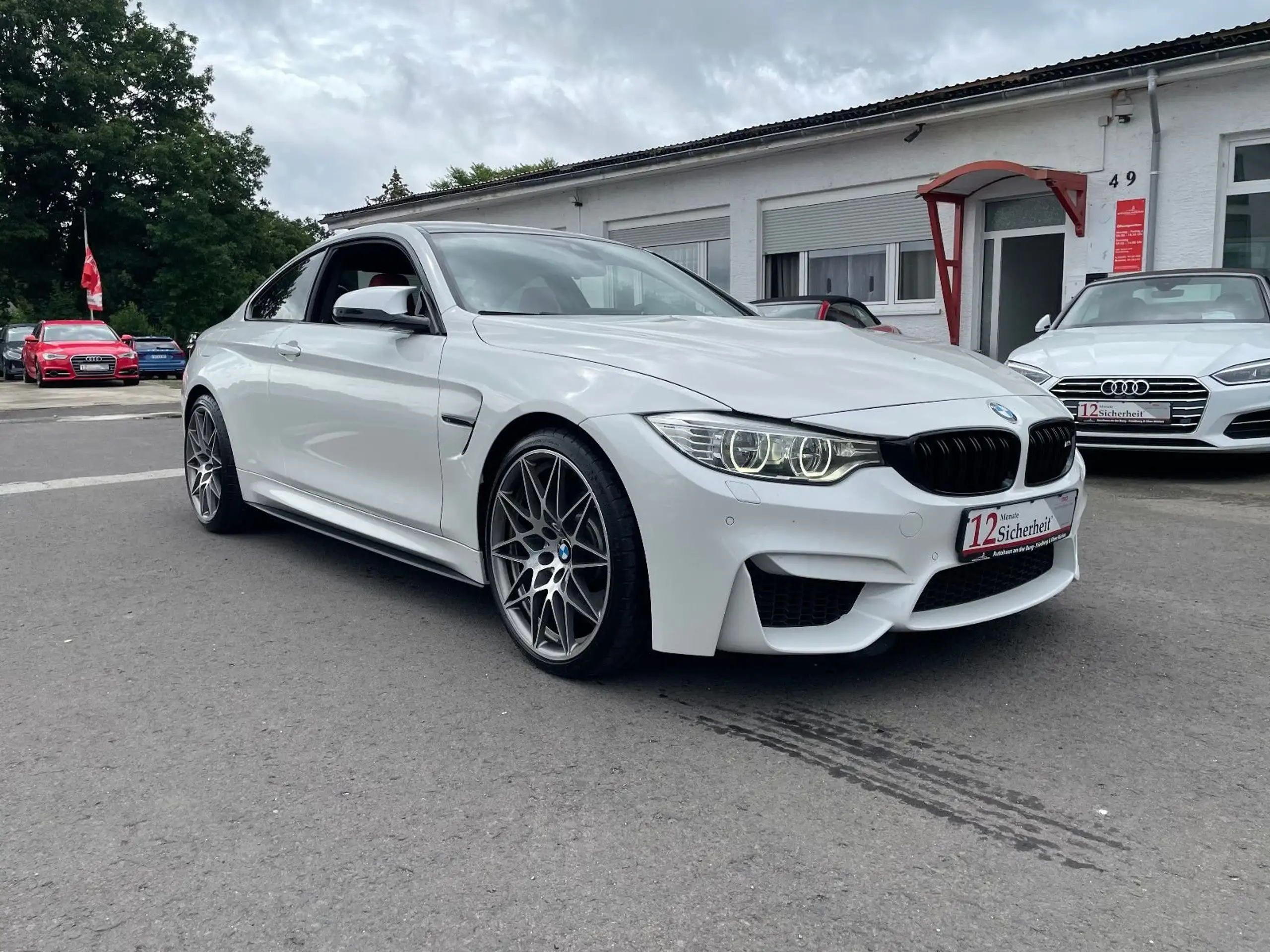 BMW - M4