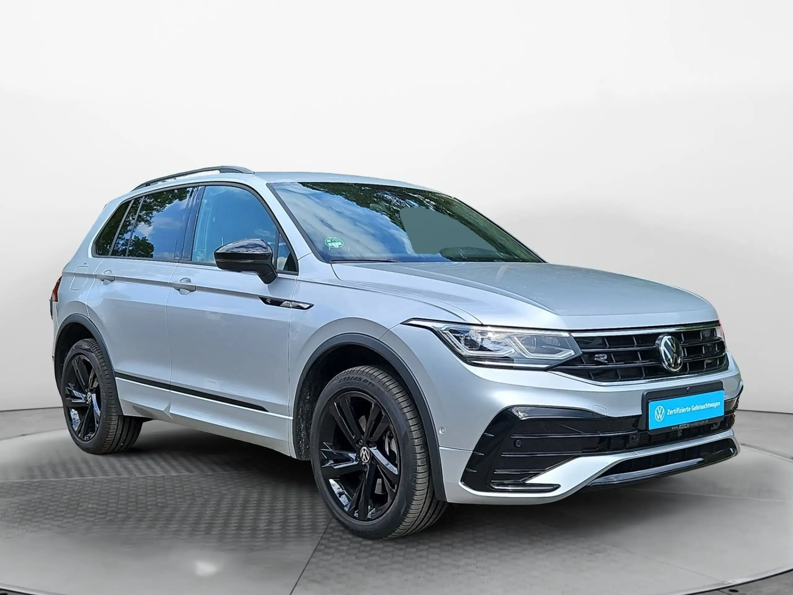 Volkswagen - Tiguan