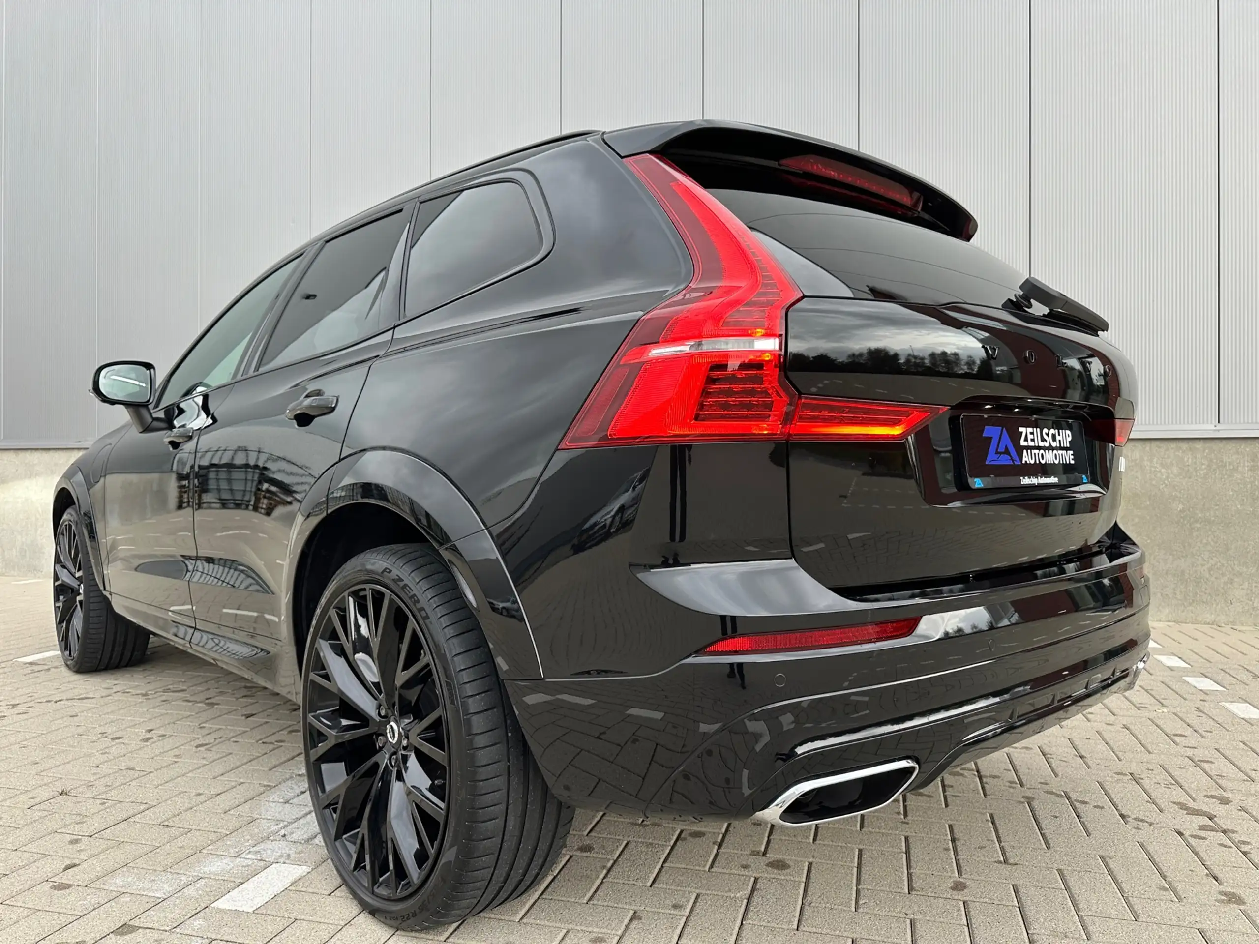 Volvo - XC60