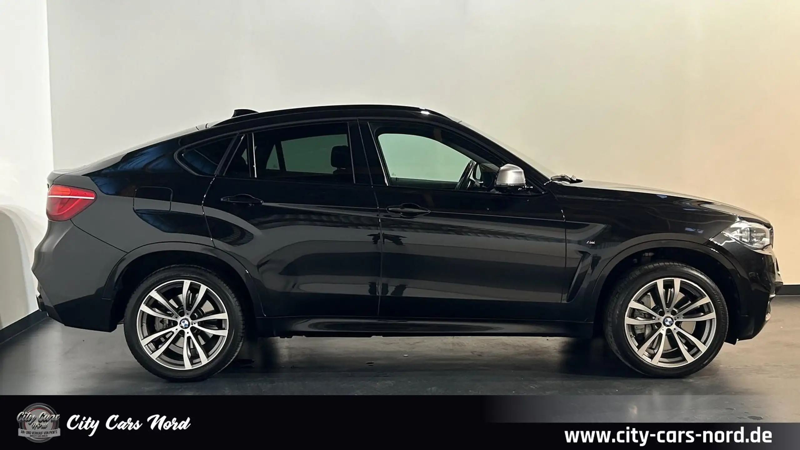 BMW - X6