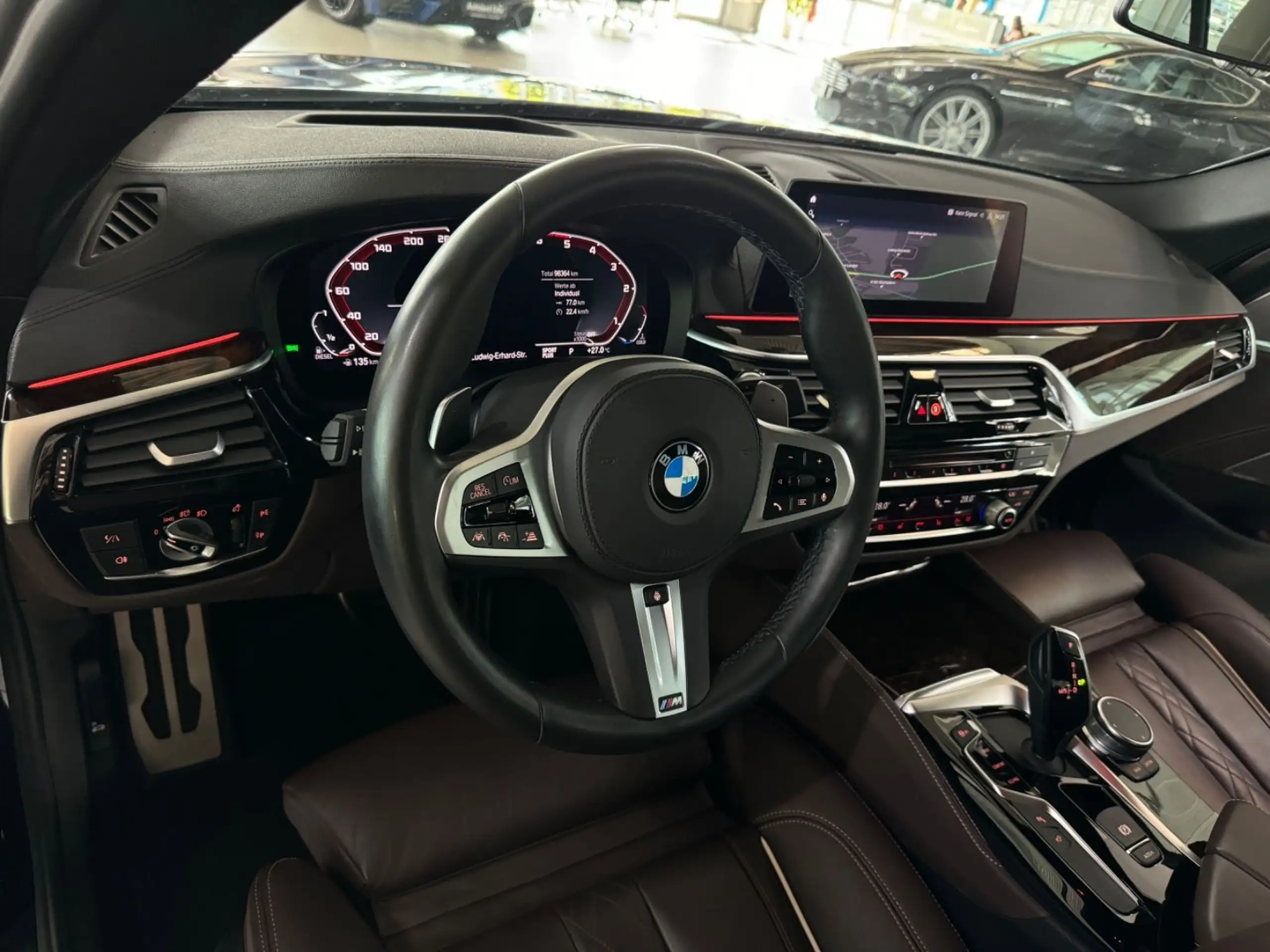 BMW - 550