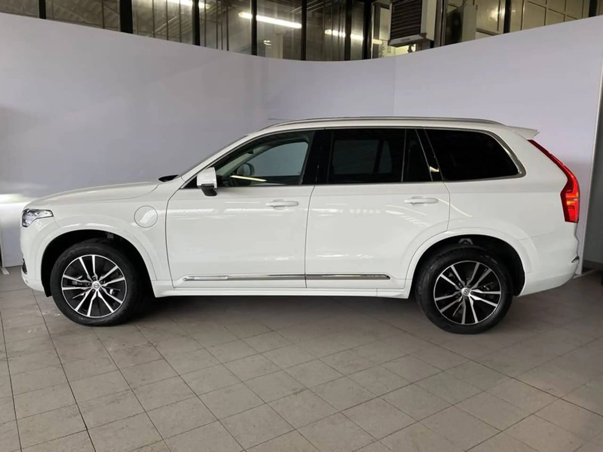 Volvo - XC90