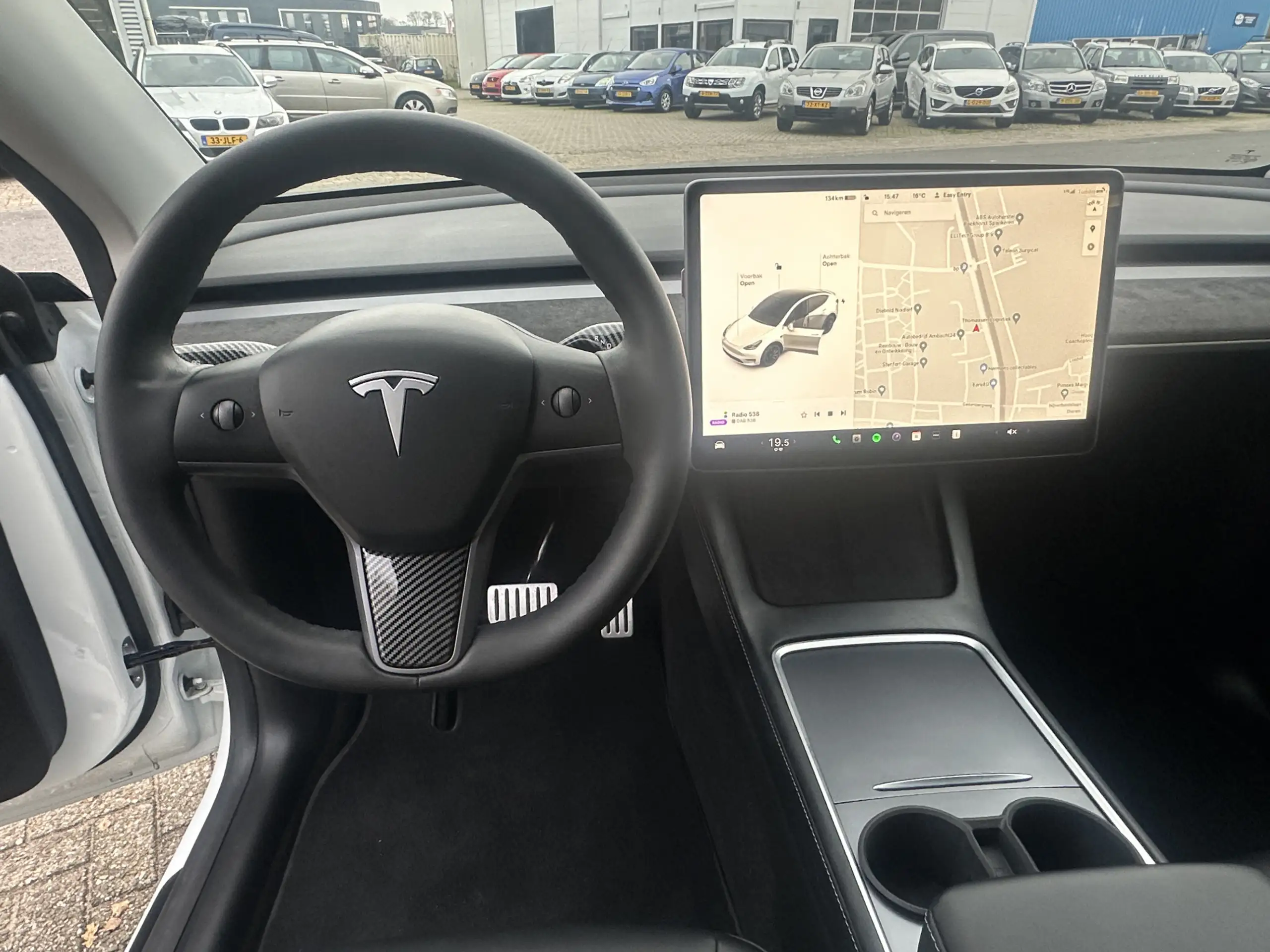 Tesla - Model Y