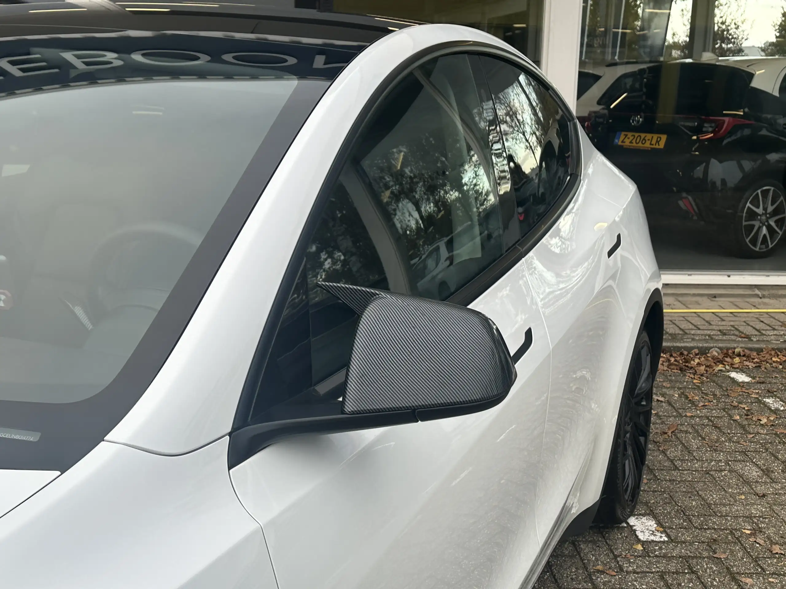 Tesla - Model Y