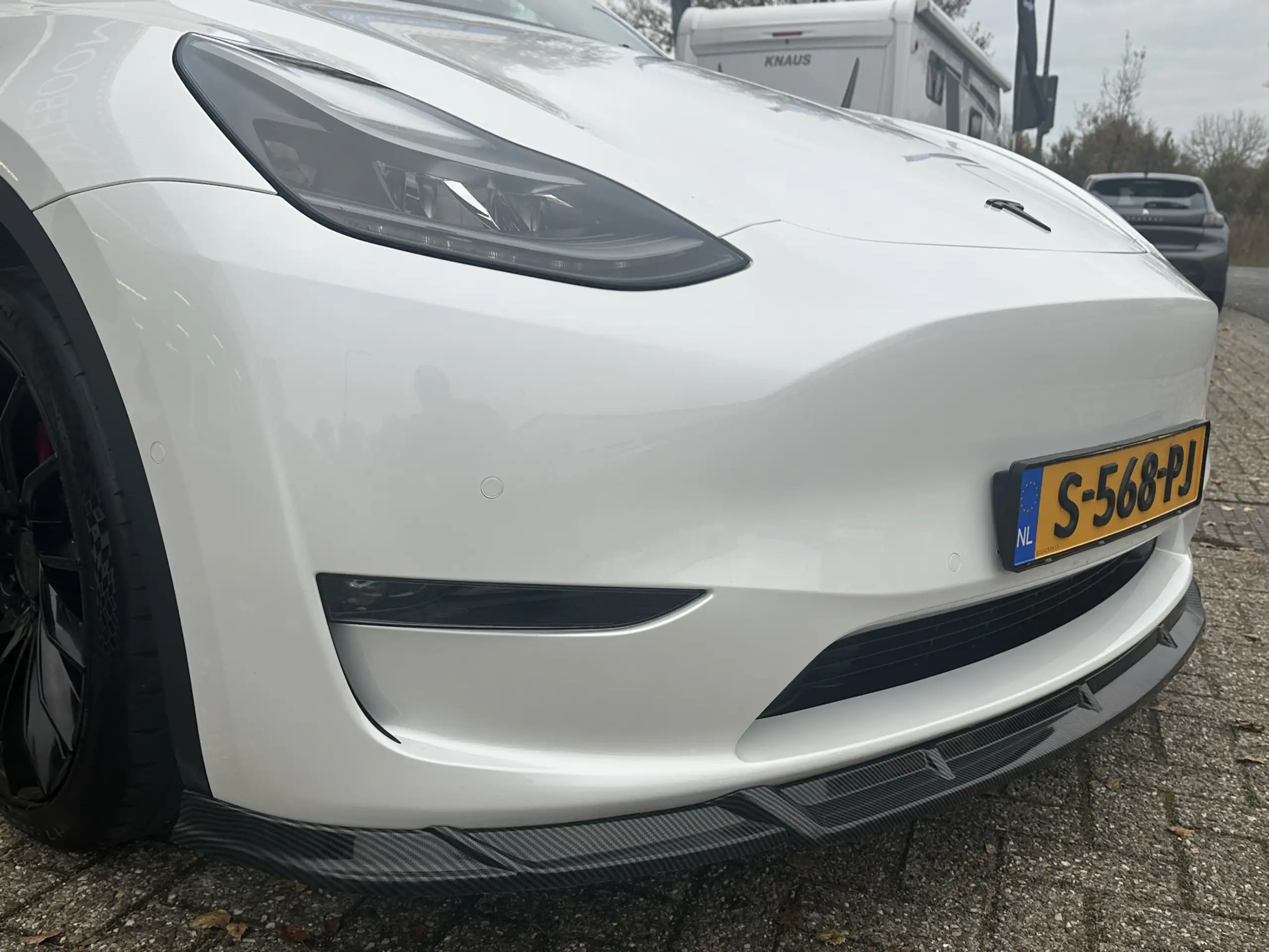 Tesla - Model Y