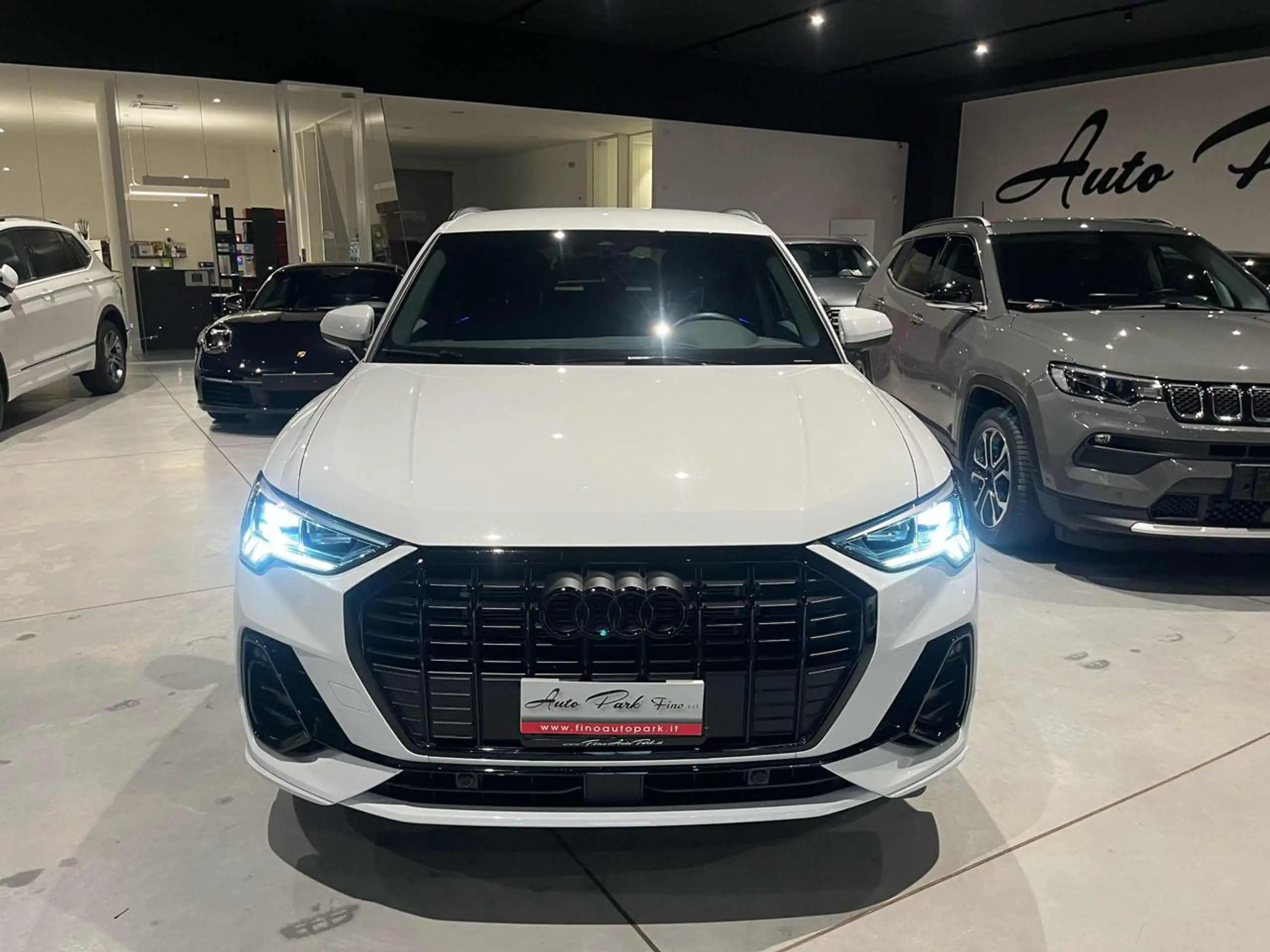 Audi - Q3