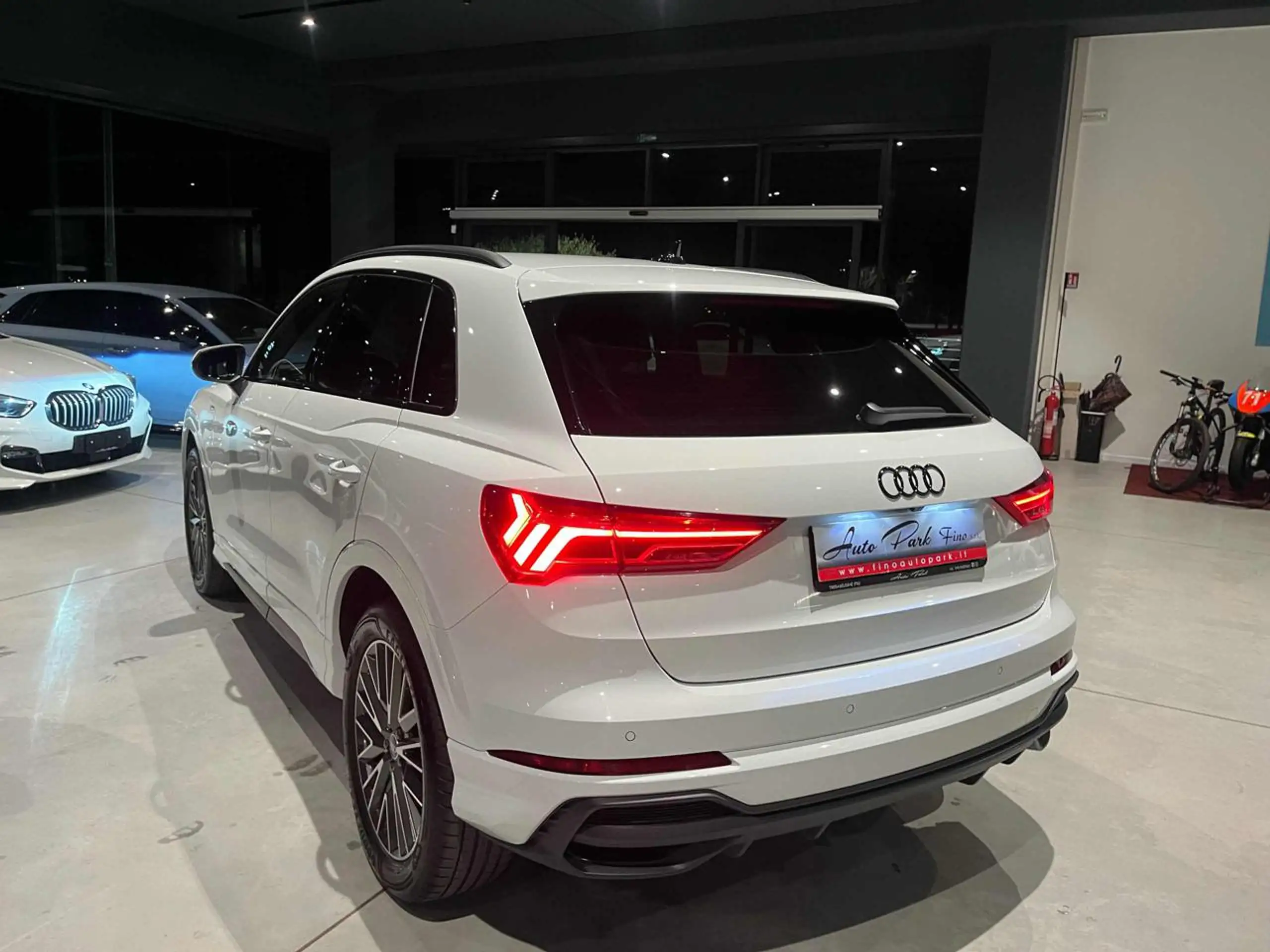 Audi - Q3