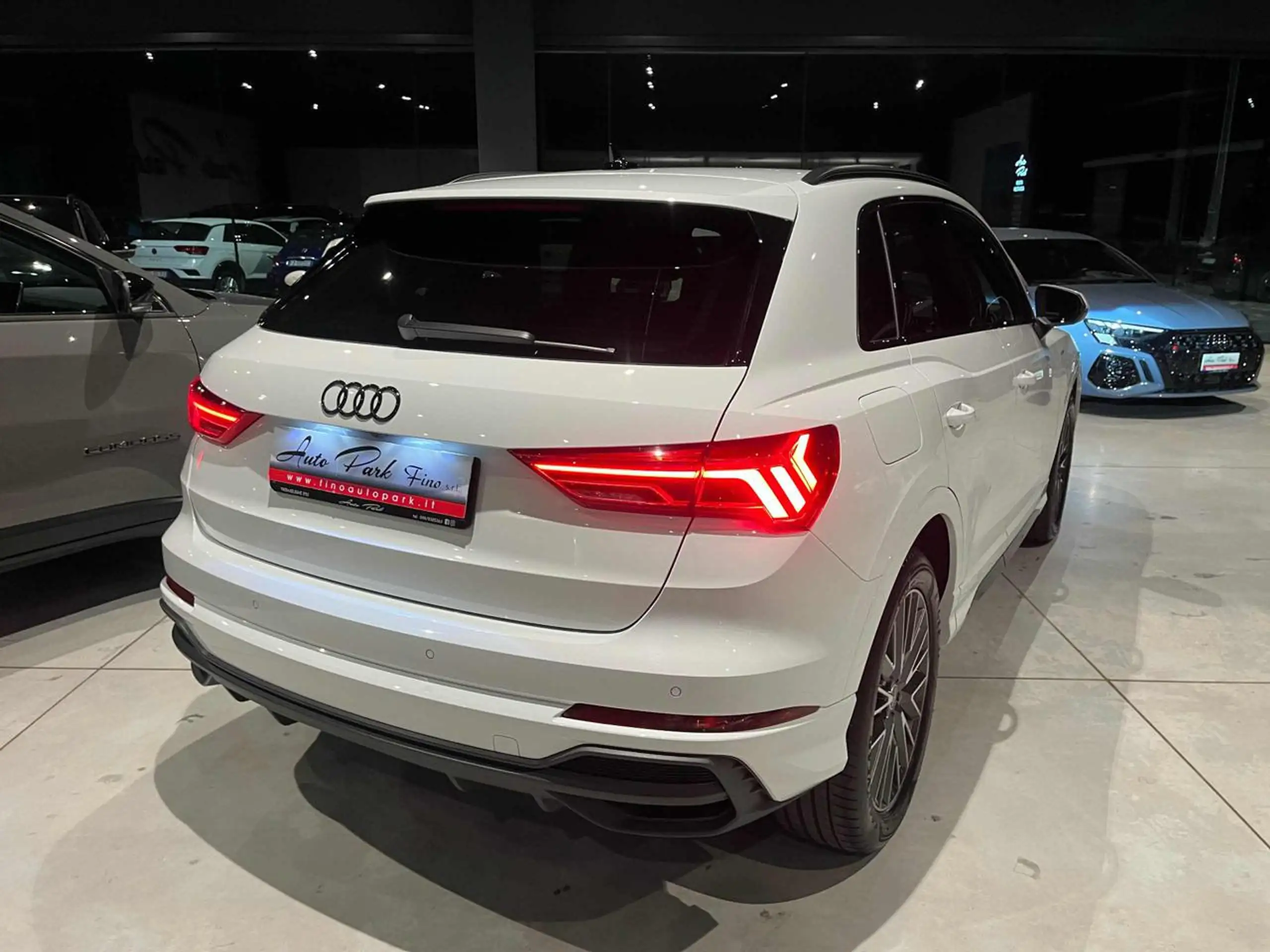 Audi - Q3