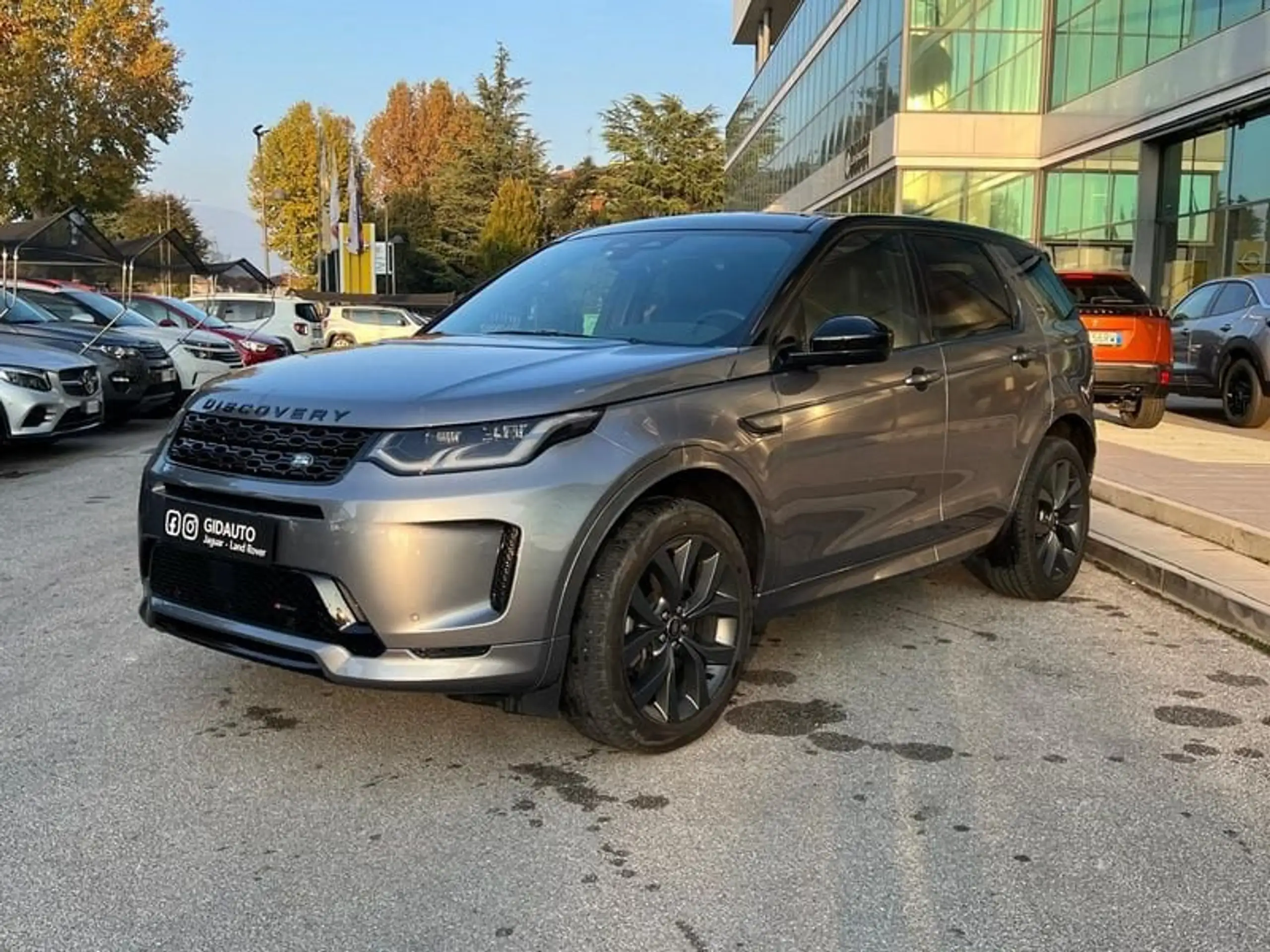 Land Rover - Discovery Sport