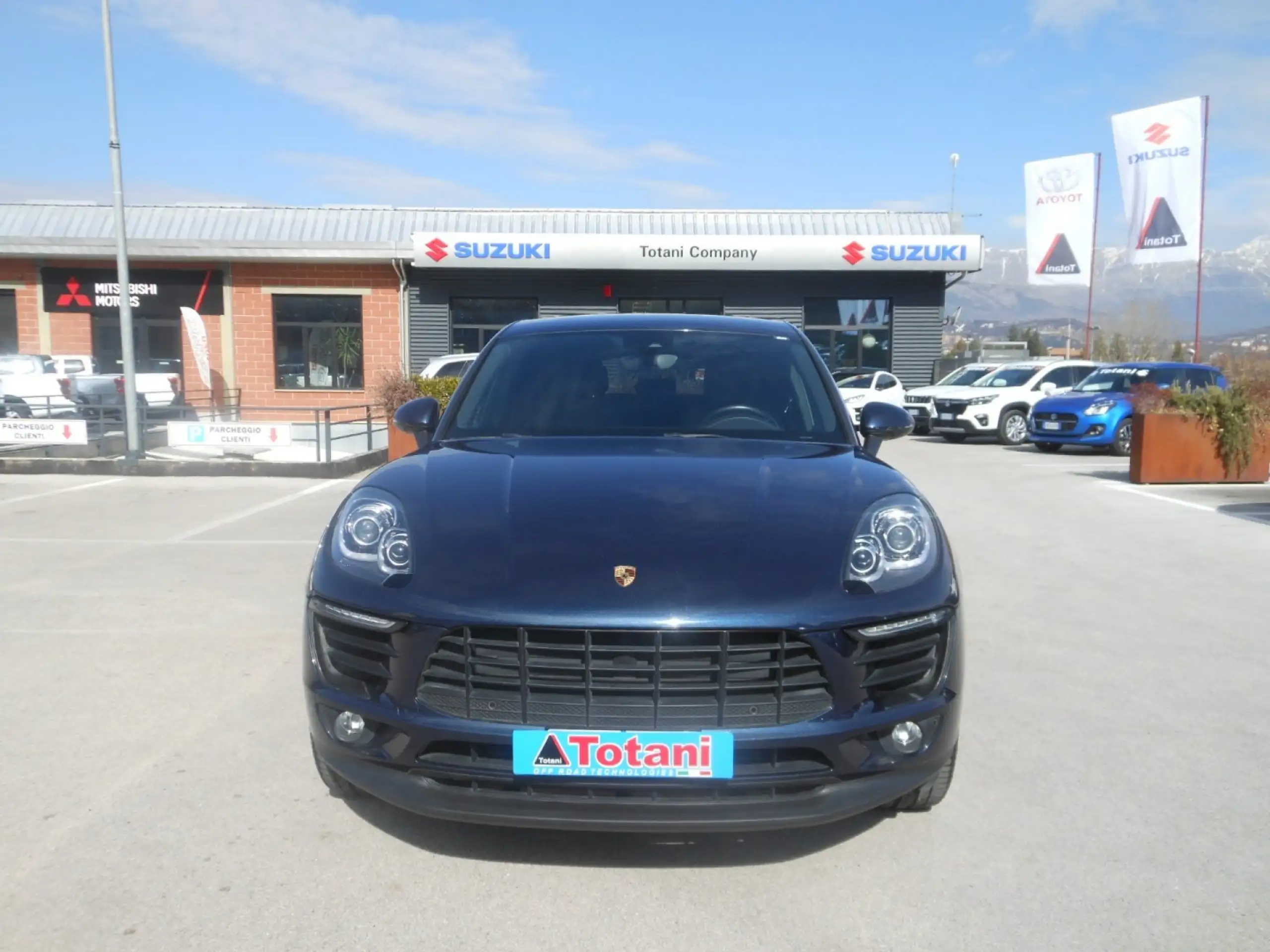 Porsche - Macan