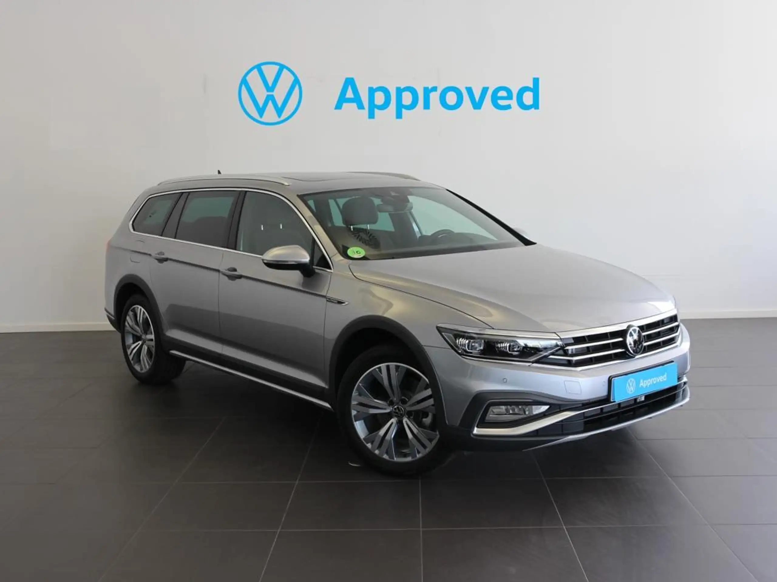 Volkswagen - Passat