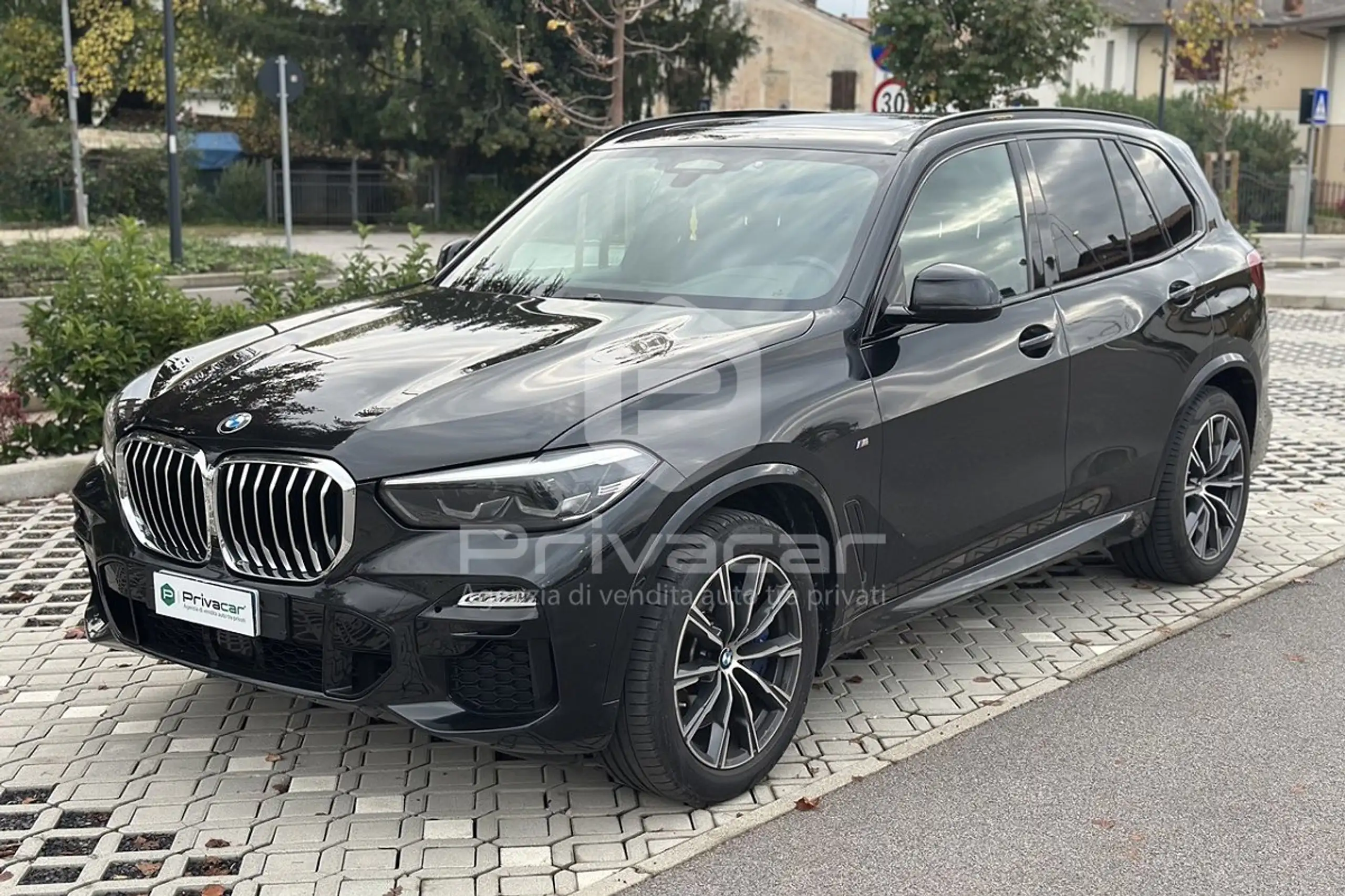 BMW - X5 M