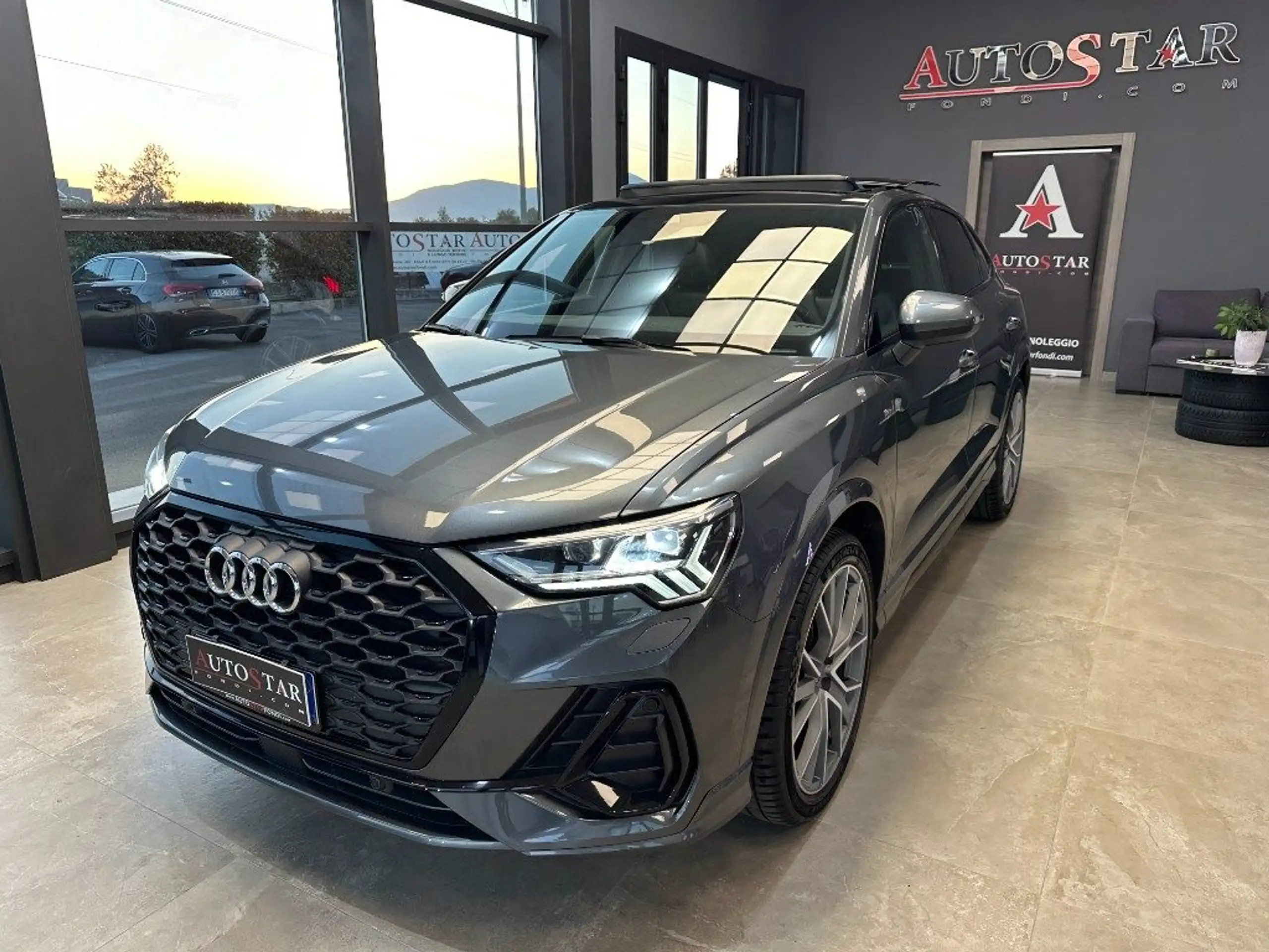 Audi - Q3