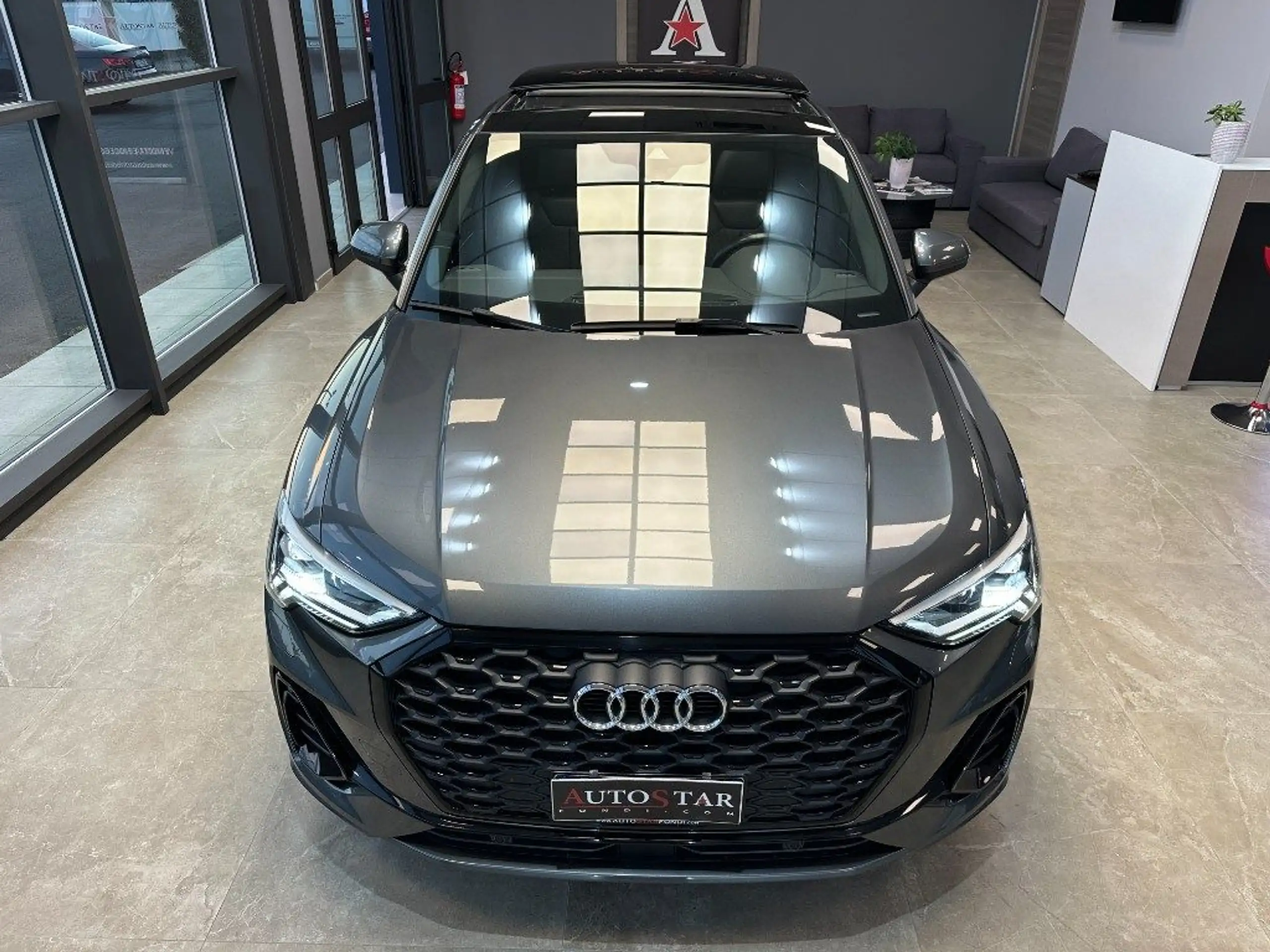 Audi - Q3