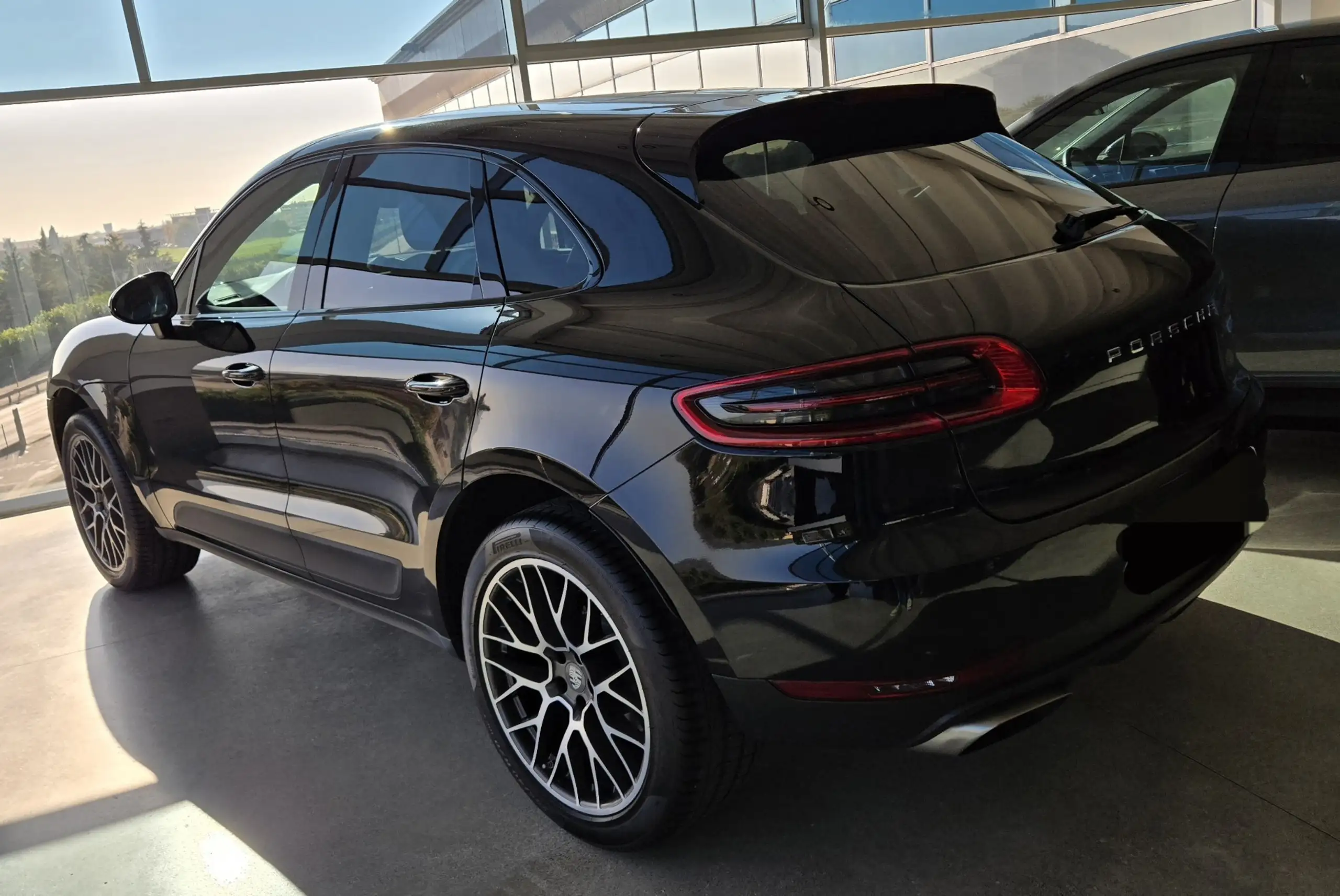 Porsche - Macan