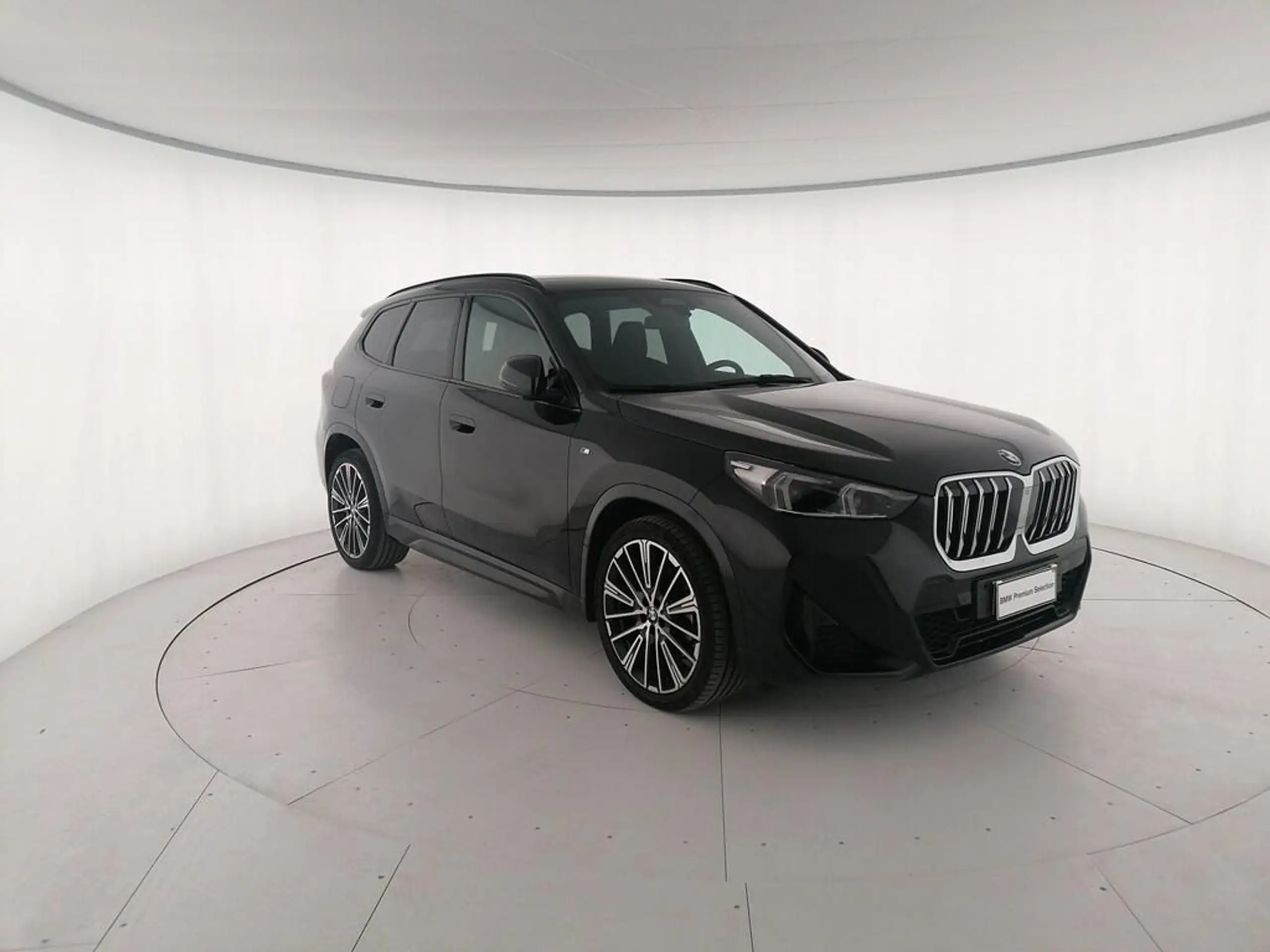 BMW - X1